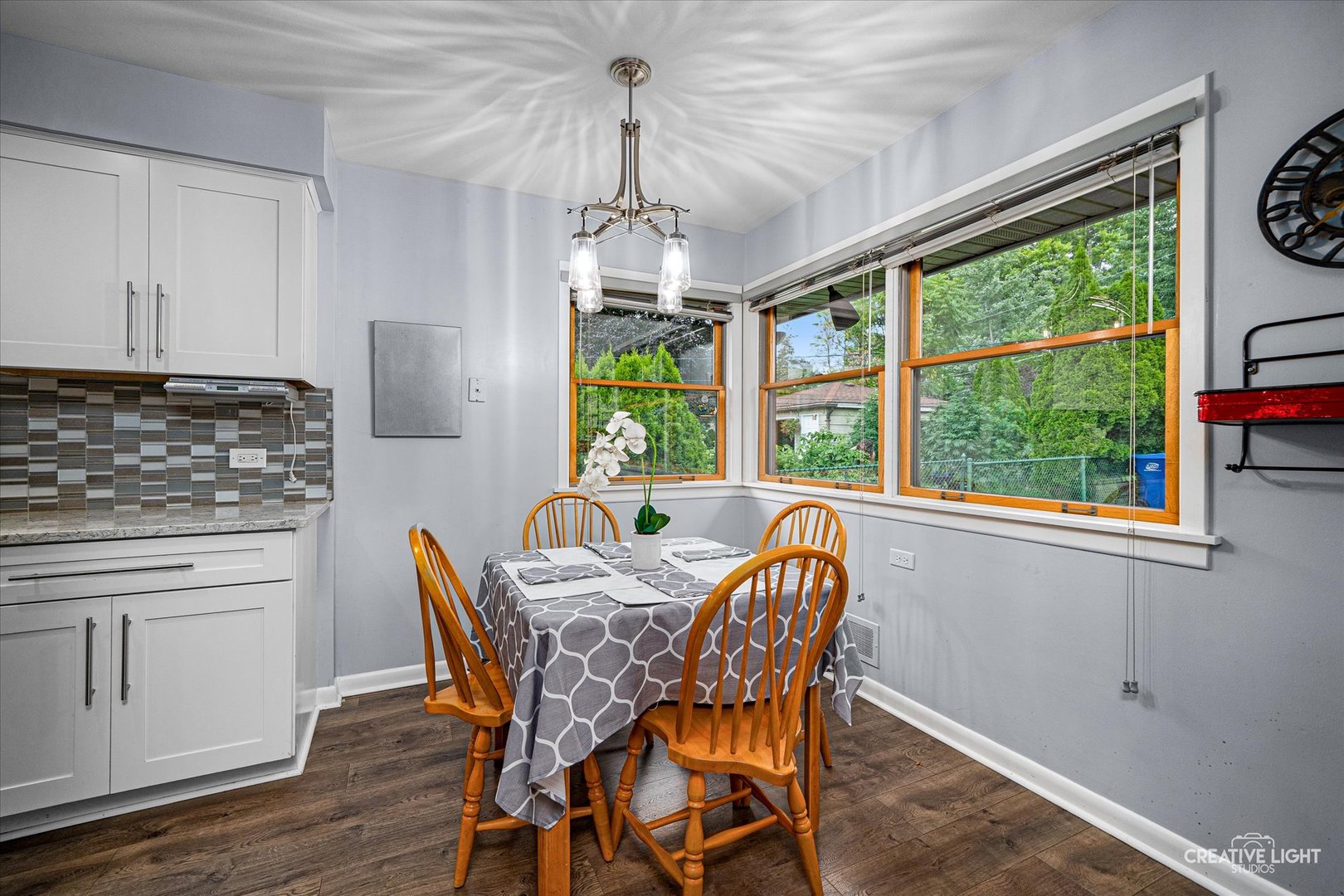 303 N Ardmore Avenue, Villa Park, IL 60181