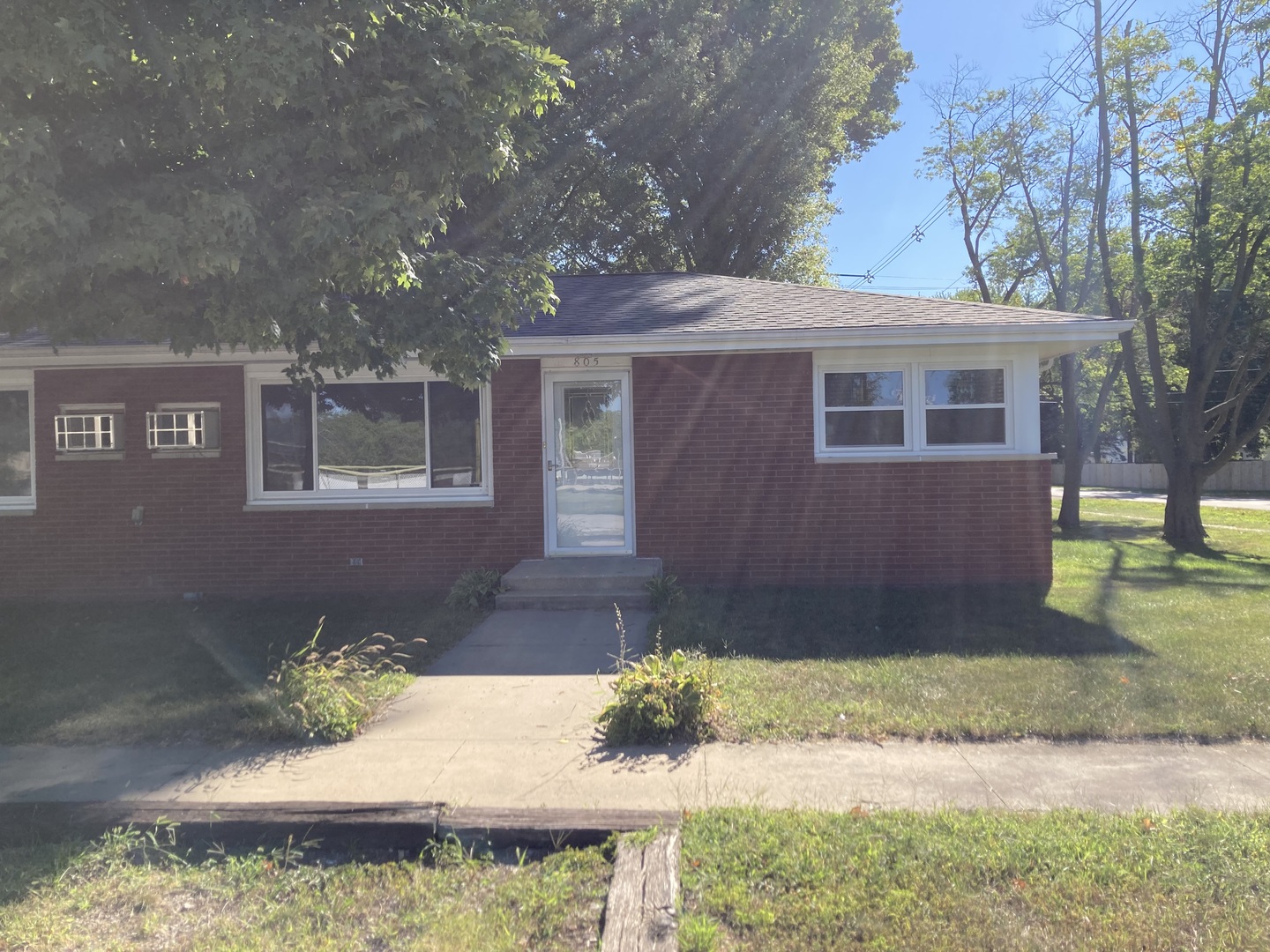 805-815 N 3rd Street, Carbon Hill, IL 60416
