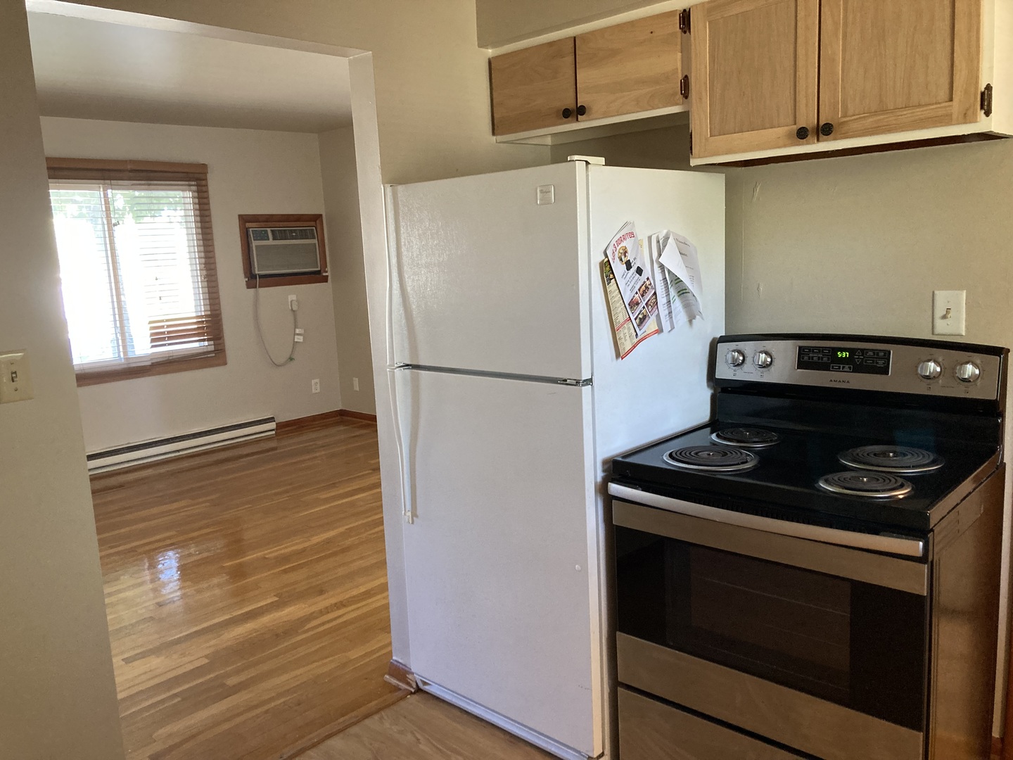 805-815 N 3rd Street, Carbon Hill, IL 60416