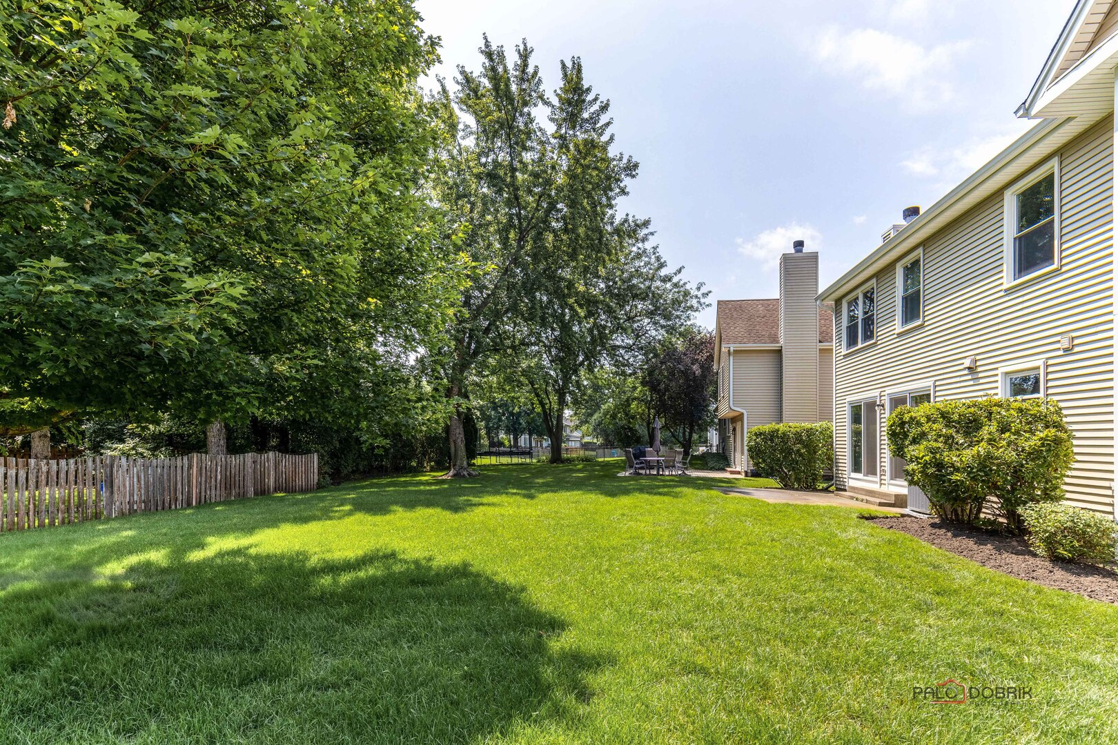 1425 Winston Drive, Buffalo Grove, IL 60089