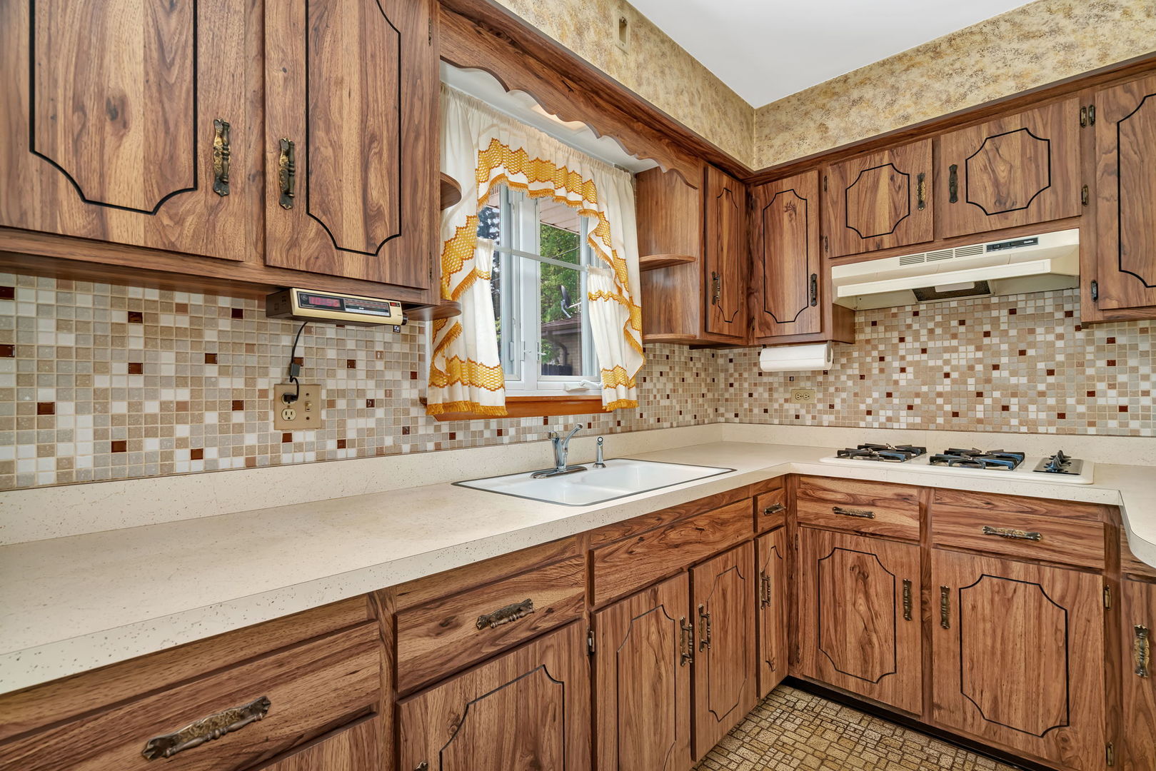 1308 Hosmer Street, Joliet, IL 60435