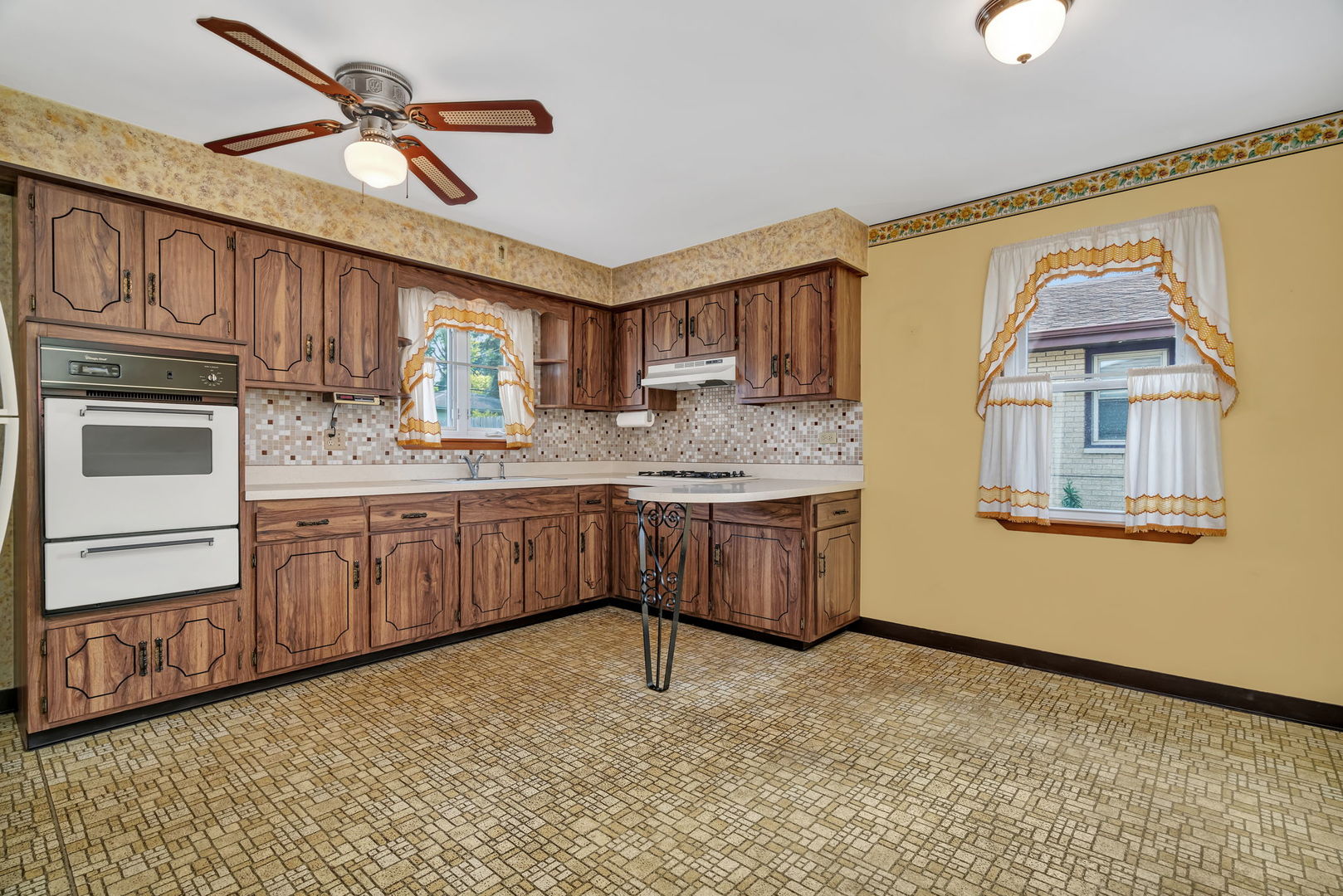 1308 Hosmer Street, Joliet, IL 60435