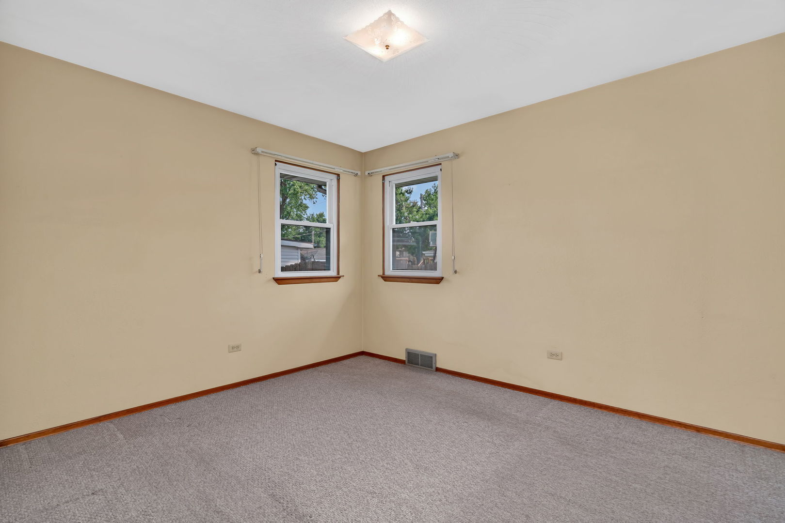 1308 Hosmer Street, Joliet, IL 60435