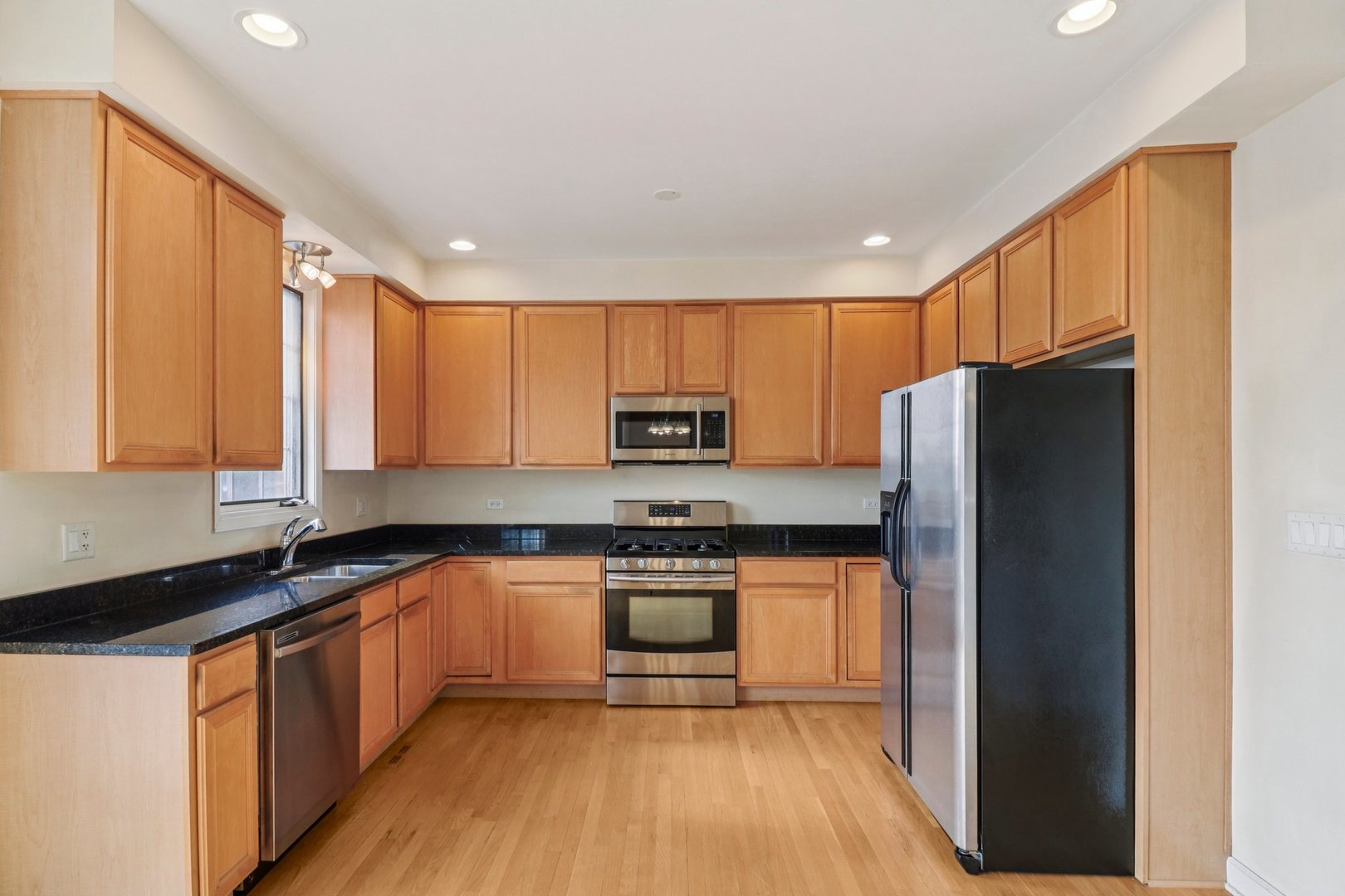 6120 W 65th Street #5, Chicago, IL 60638