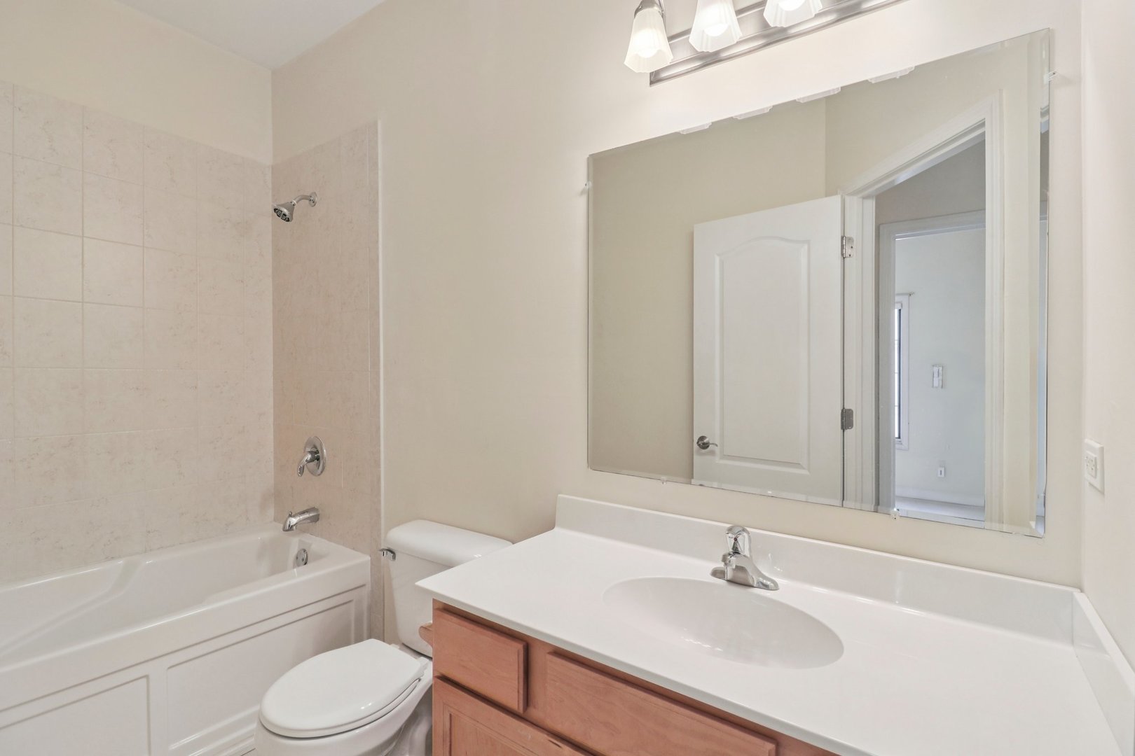 6120 W 65th Street #5, Chicago, IL 60638