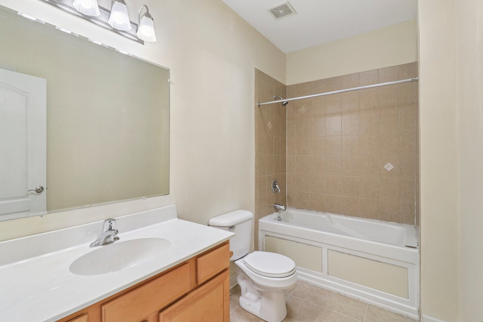 6120 W 65th Street #5, Chicago, IL 60638