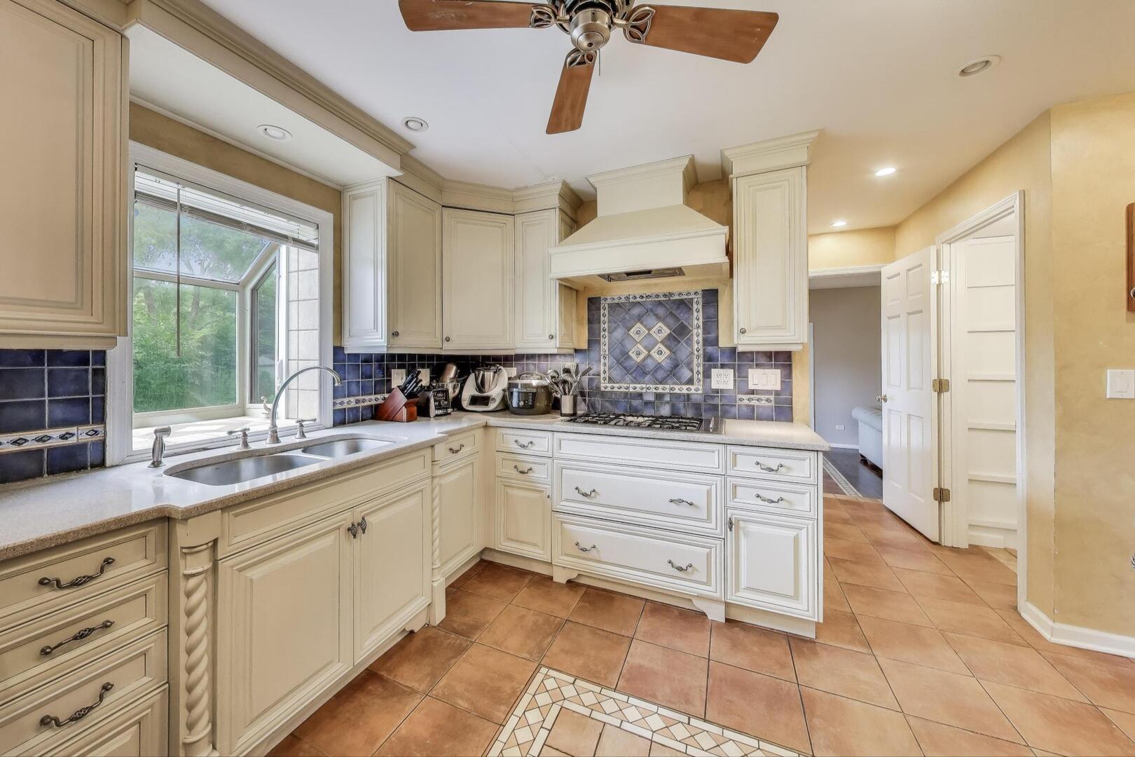 248 Beverly Road, Barrington, IL 60010