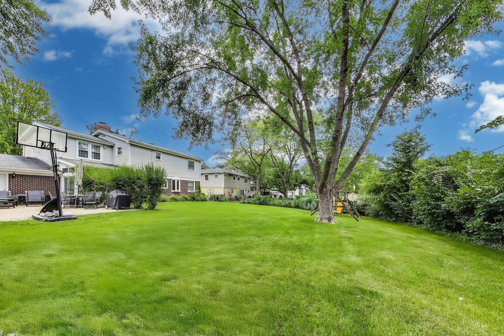 248 Beverly Road, Barrington, IL 60010