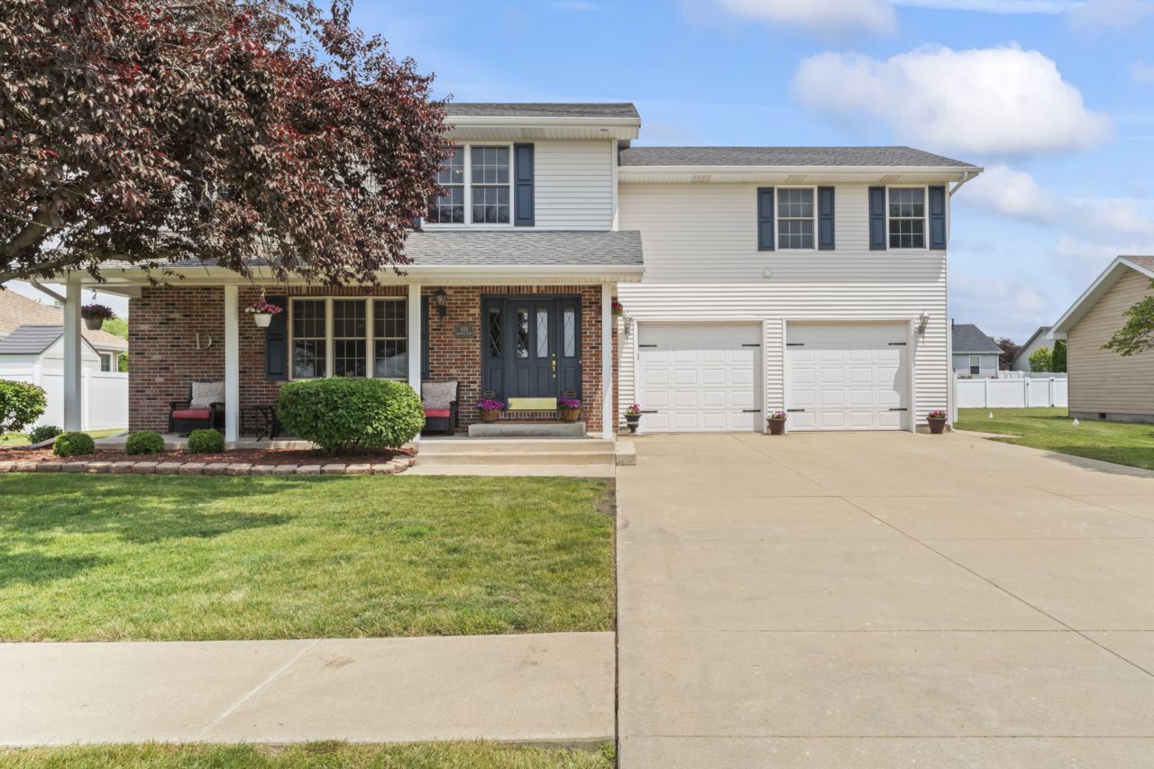 925 MAGNOLIA Drive, Bourbonnais, IL 60914