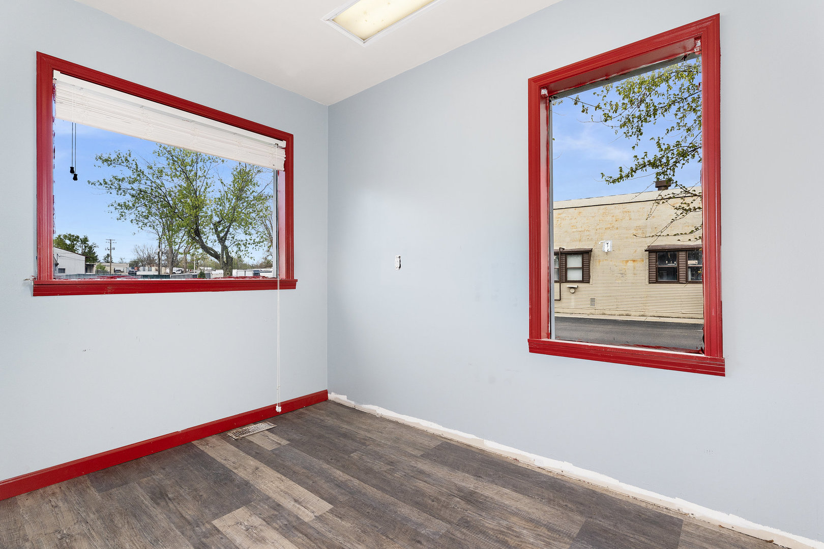 388 W Liberty Street #ML, Wauconda, IL 60084