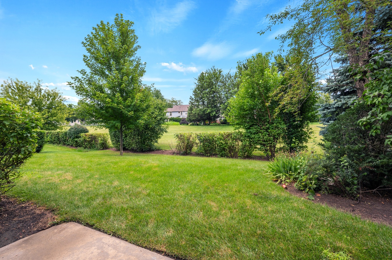 1803 Vermont Drive, Elk Grove Village, IL 60007