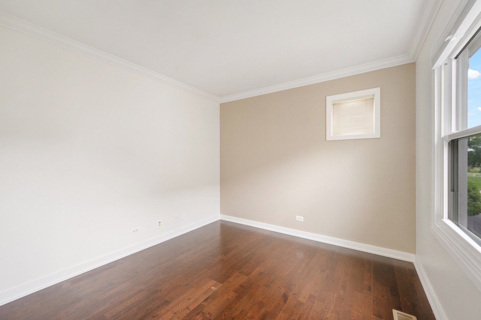 1803 Vermont Drive, Elk Grove Village, IL 60007