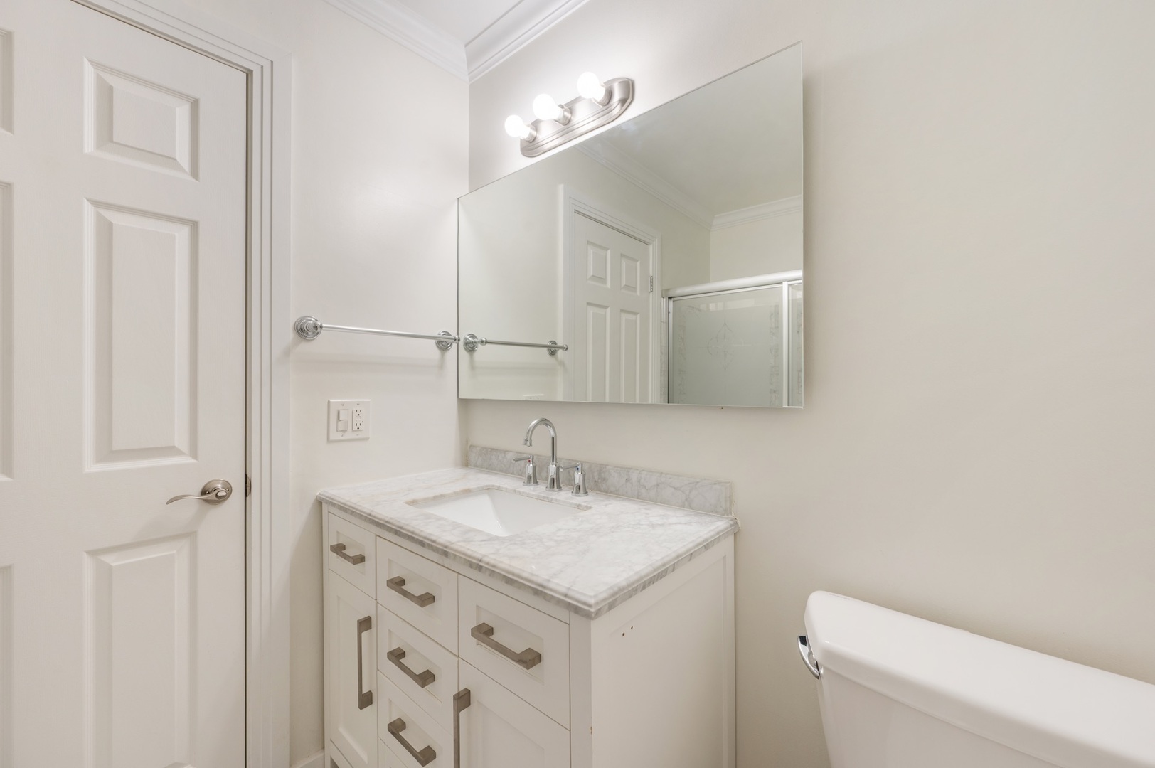 1803 Vermont Drive, Elk Grove Village, IL 60007