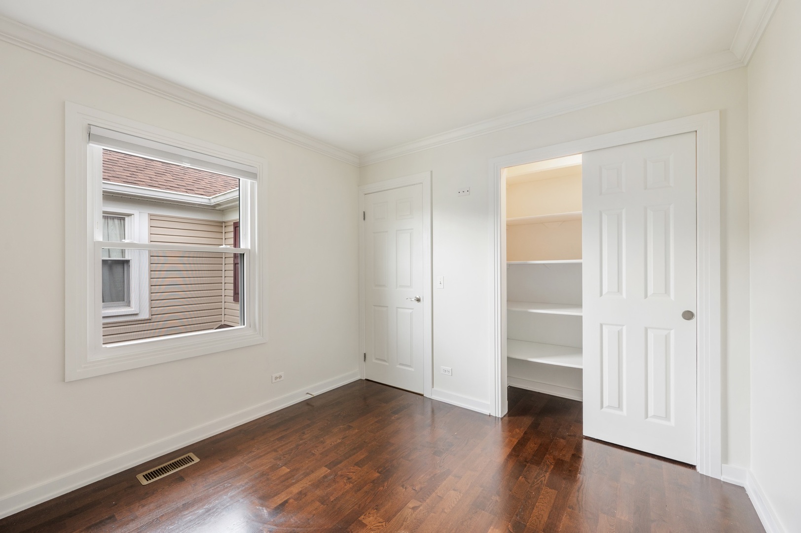 1803 Vermont Drive, Elk Grove Village, IL 60007