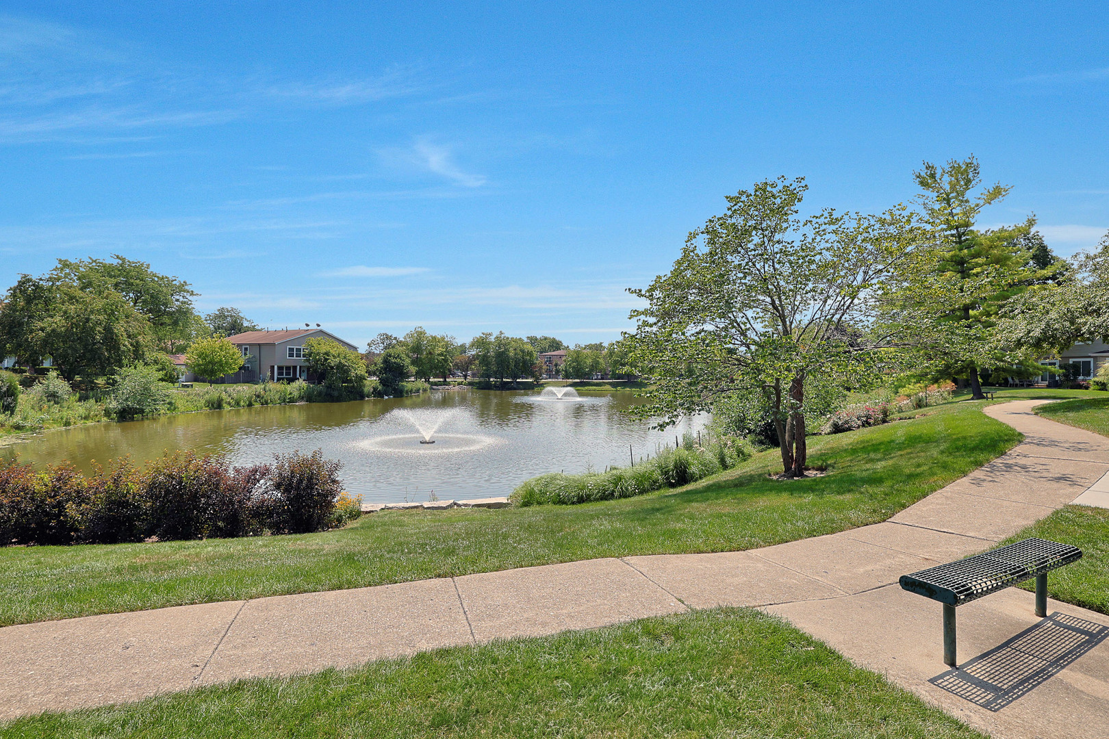 1968 N Jamestown Drive, Palatine, IL 60074
