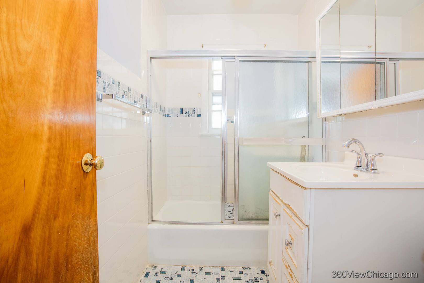 3928 Washington Street, Downers Grove, IL 60515