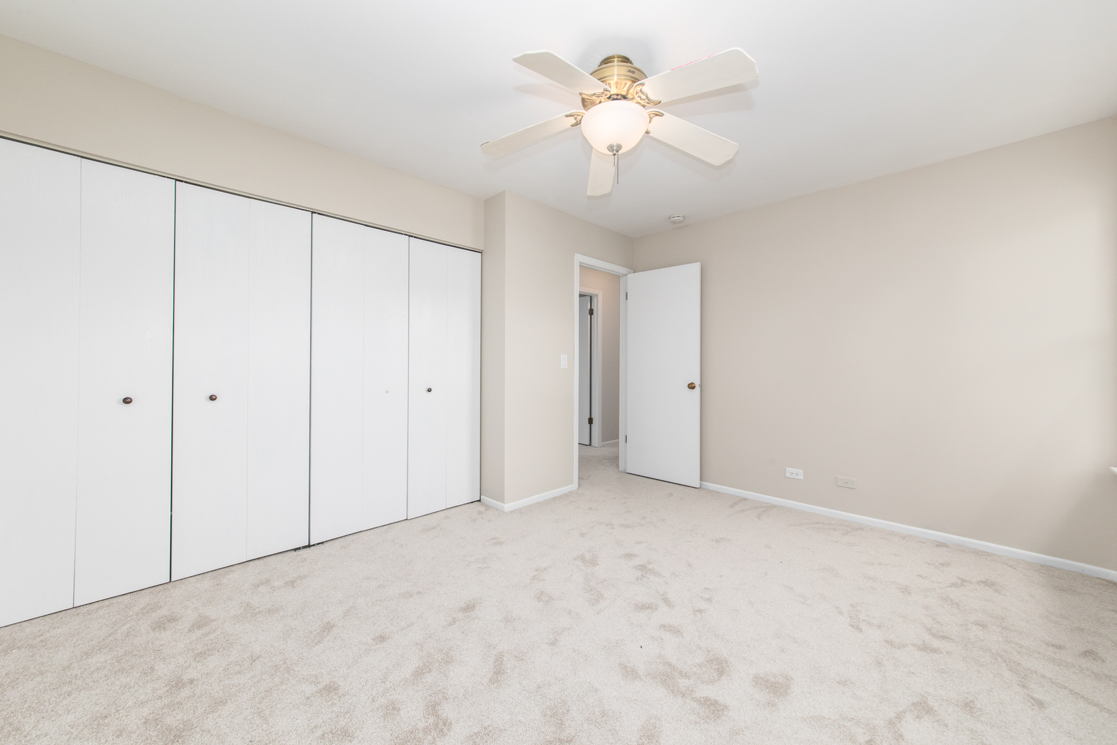 352 Country Lane, Algonquin, IL 60102