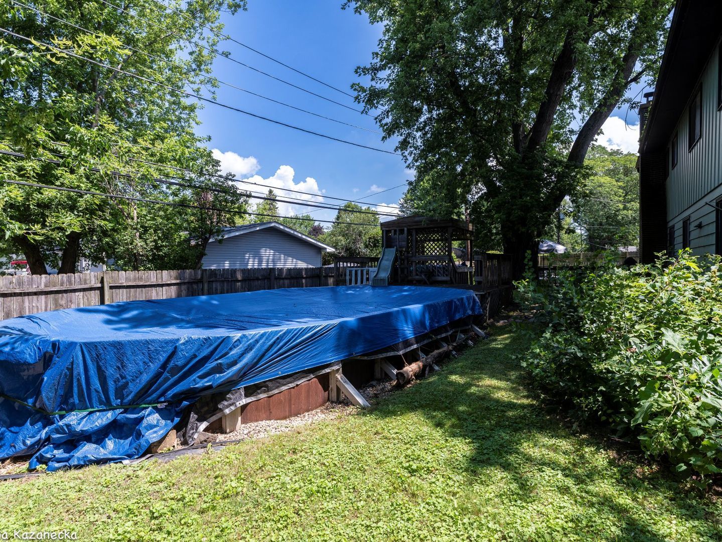 18350 W Linda Lane, Gurnee, IL 60031