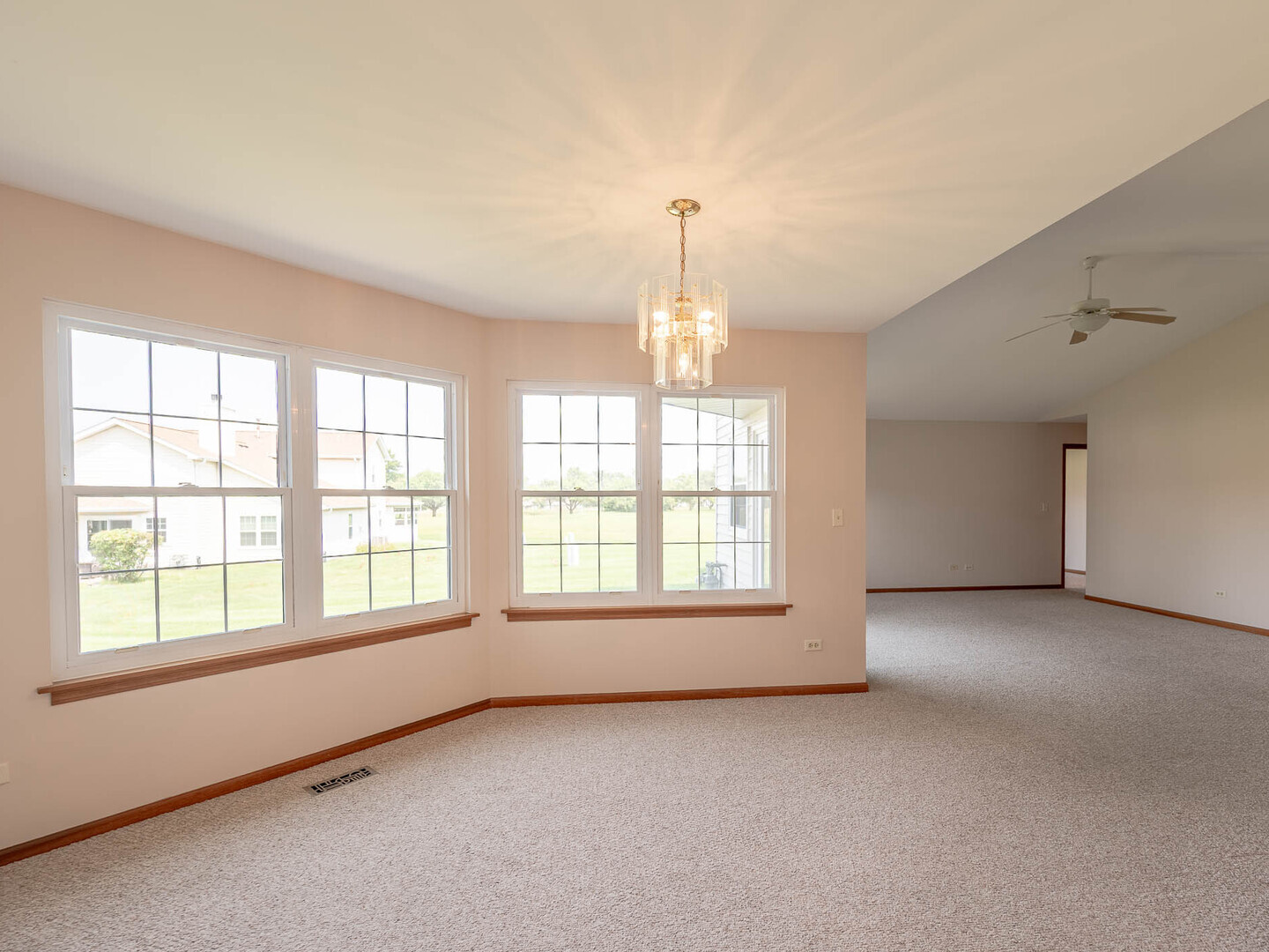 21217 Silktree Circle, Plainfield, IL 60544