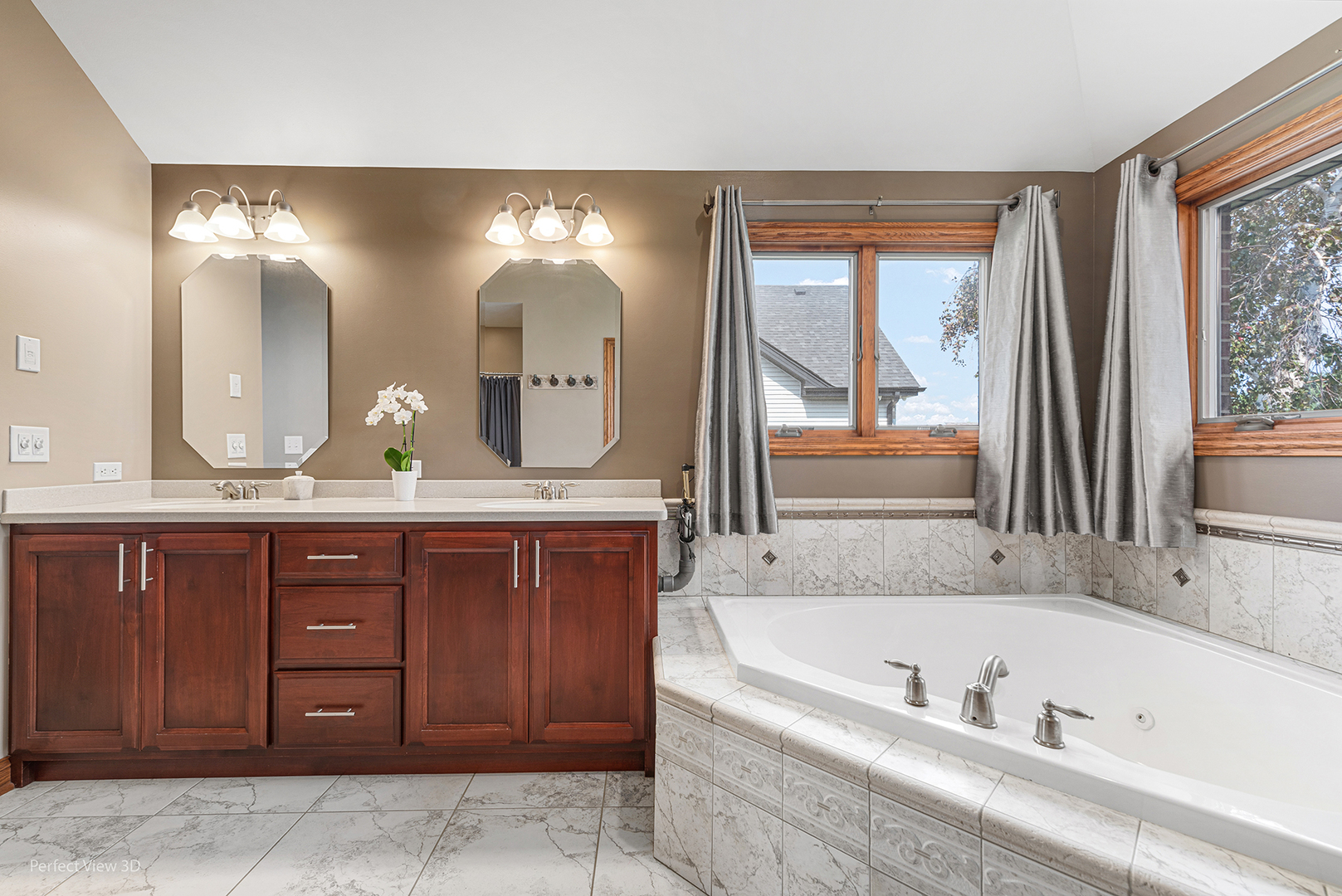 1030 HUMMINGBIRD Lane, Peotone, IL 60468