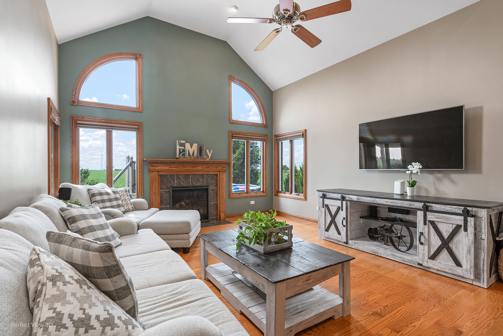 1030 HUMMINGBIRD Lane, Peotone, IL 60468