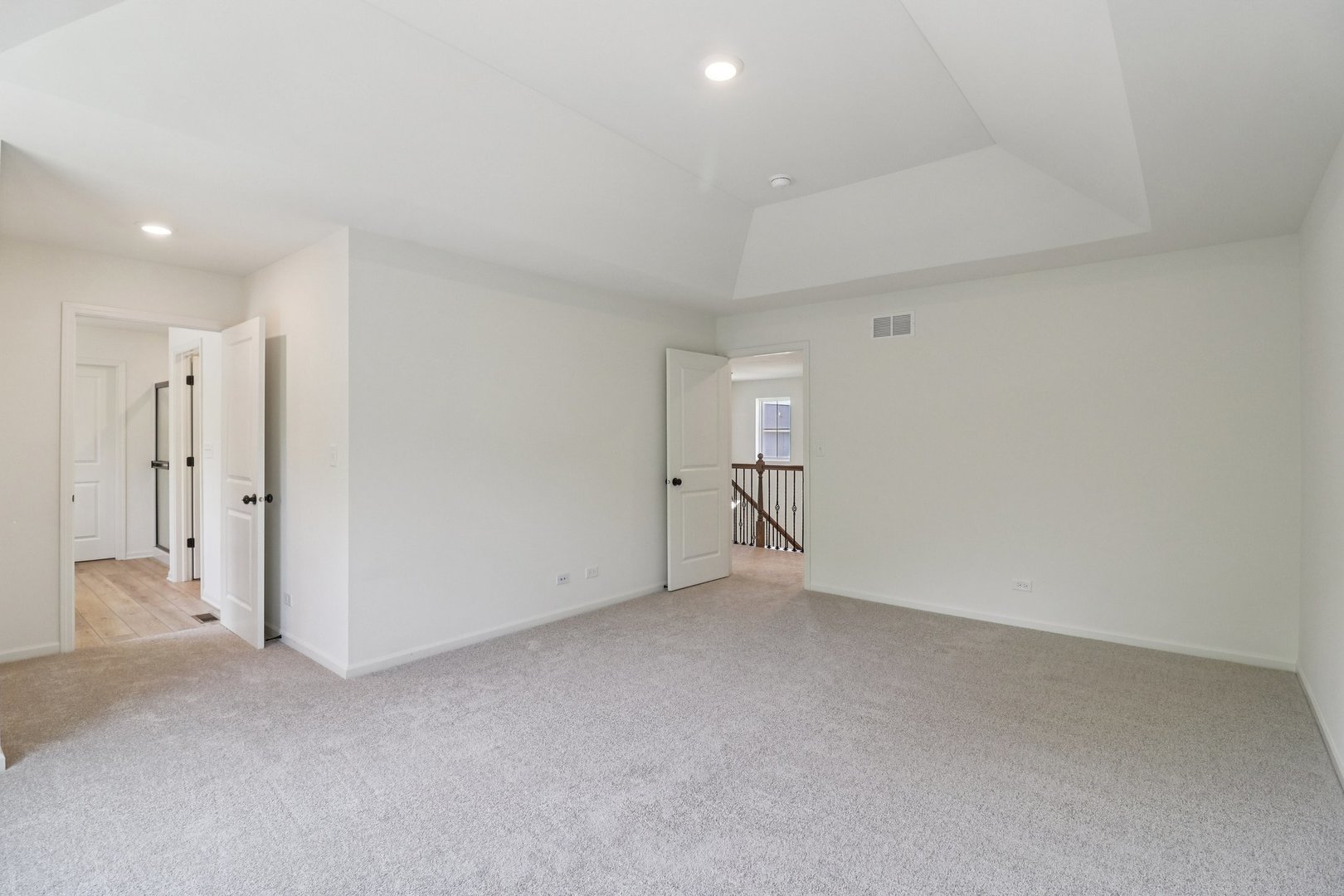 32044 Savannah Drive, Lakemoor, IL 60051