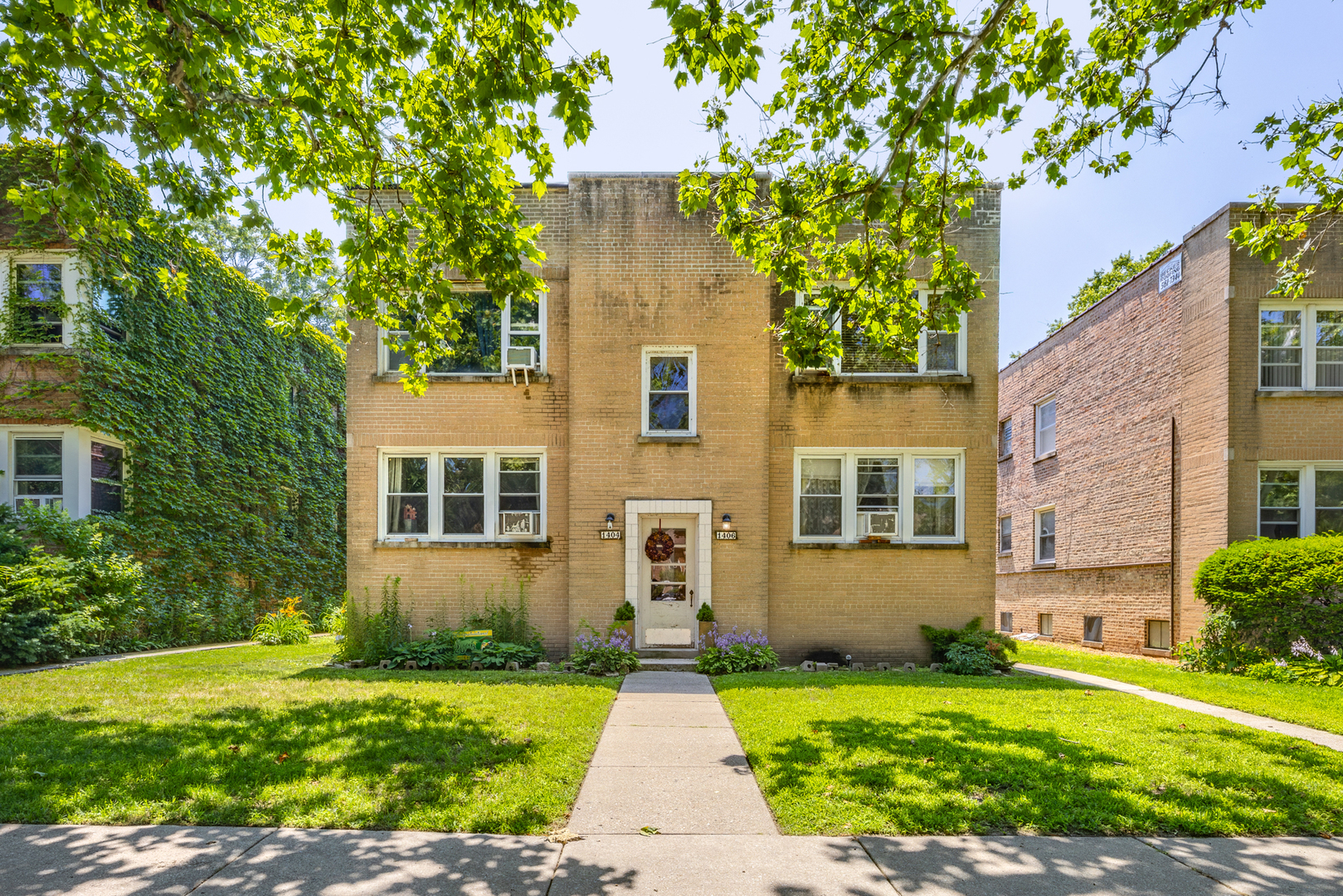 1406 BRUMMEL Street, Evanston, IL 60202