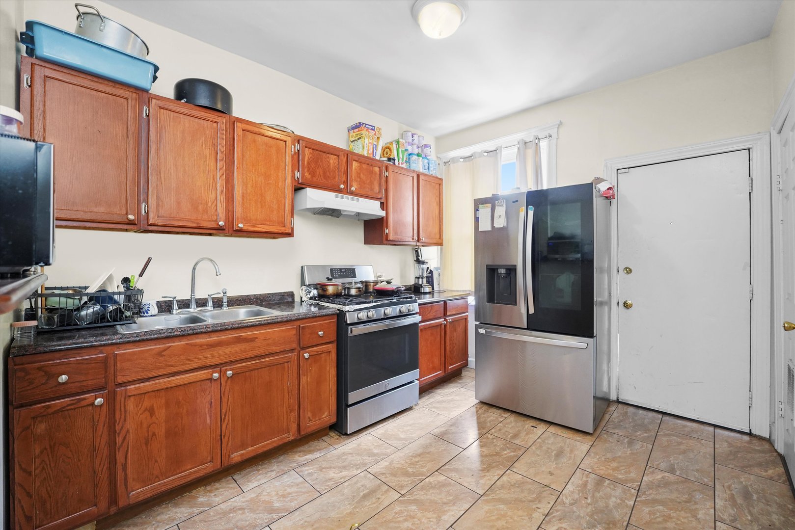 4952 W Augusta Boulevard, Chicago, IL 60651