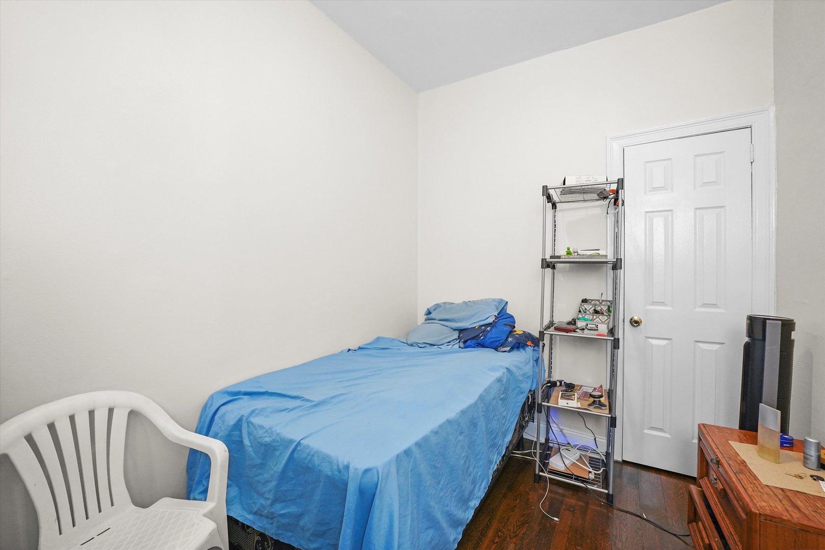 4952 W Augusta Boulevard, Chicago, IL 60651