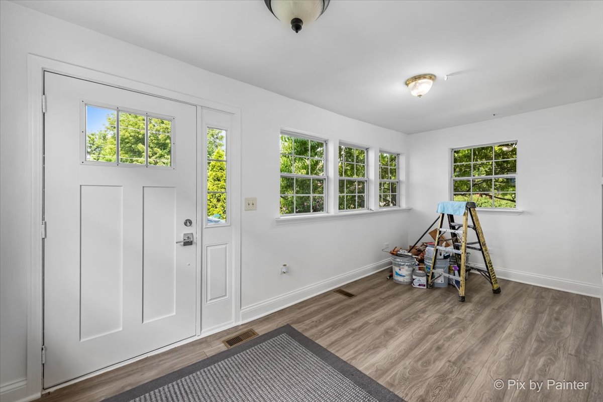 309 Griswold Street, Elgin, IL 60123