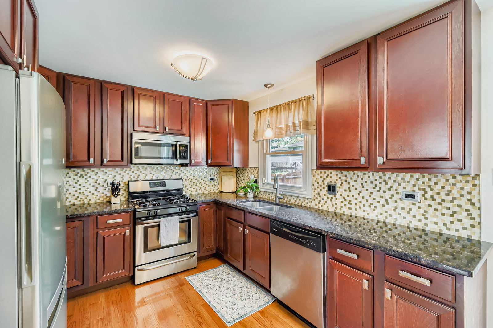 7513 Dorothy Lane, Tinley Park, IL 60477