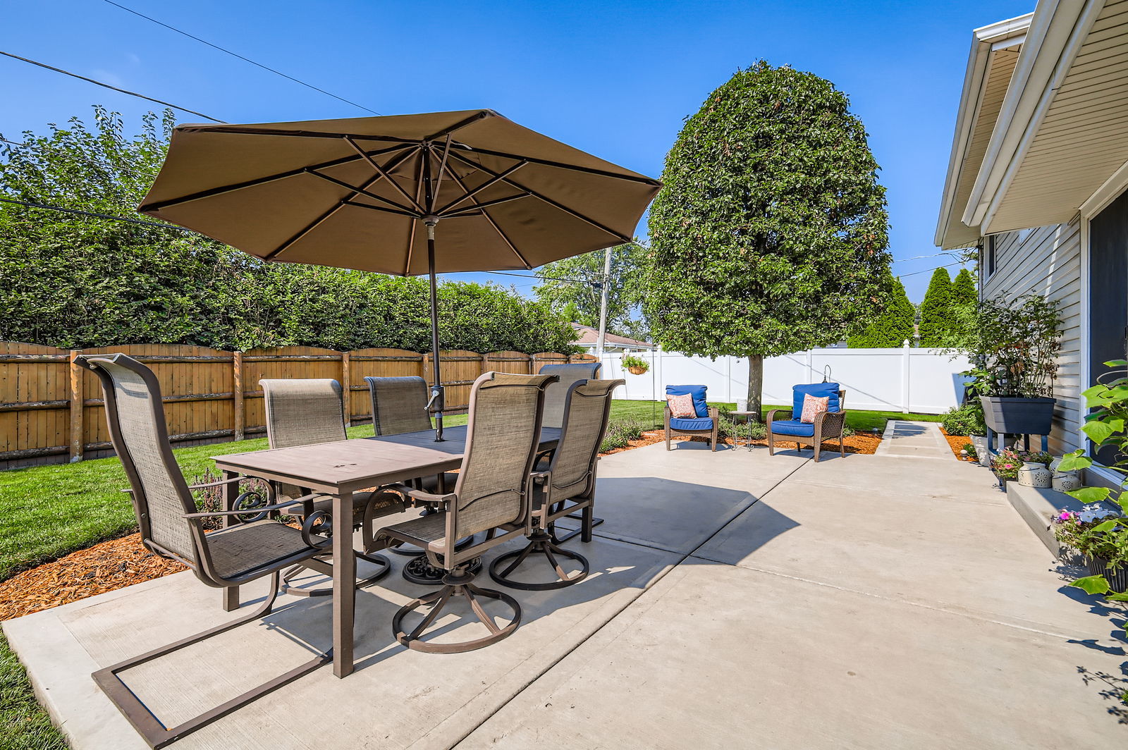 7513 Dorothy Lane, Tinley Park, IL 60477