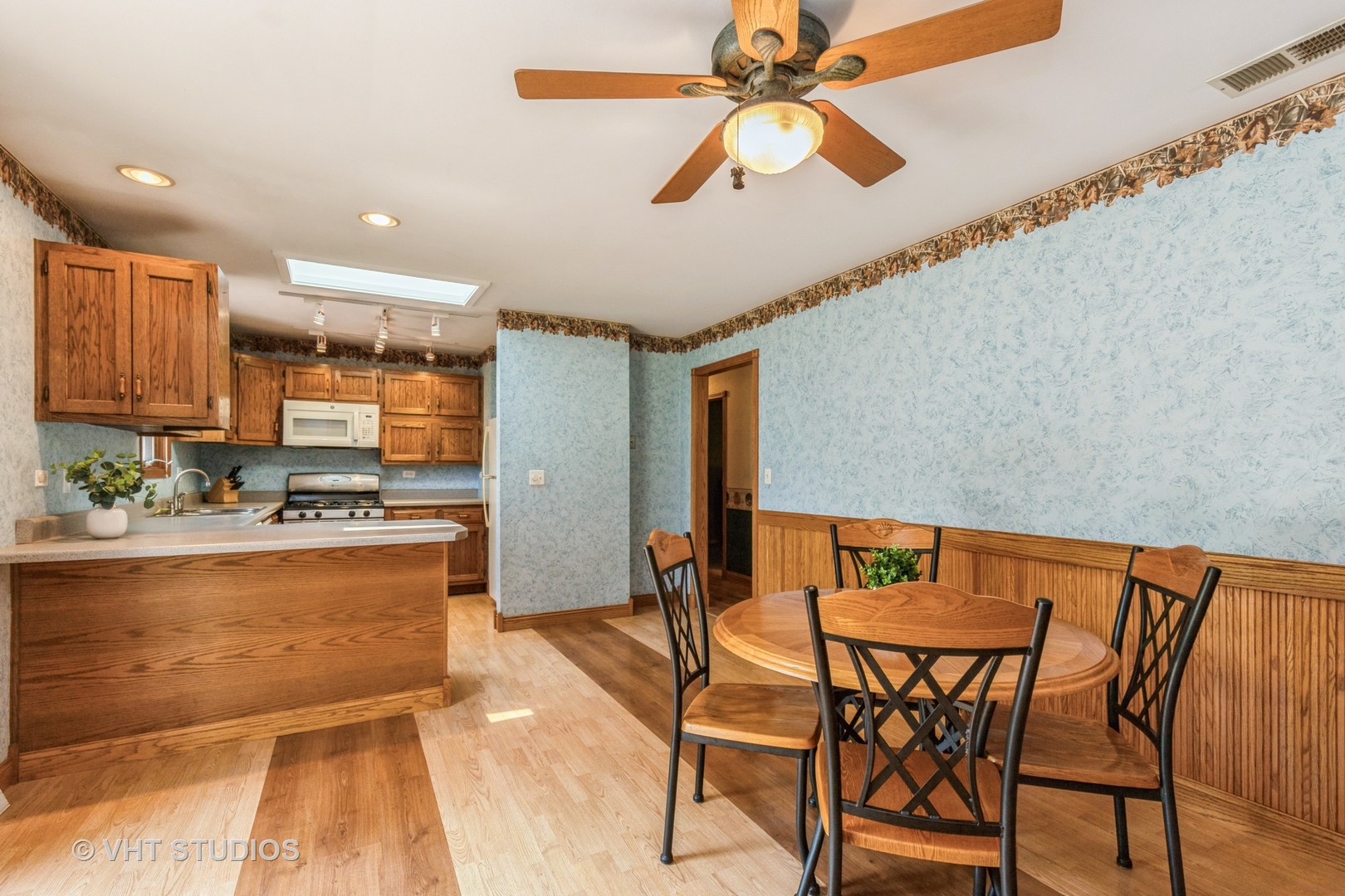 36563 N Helen Drive, Lake Villa, IL 60046