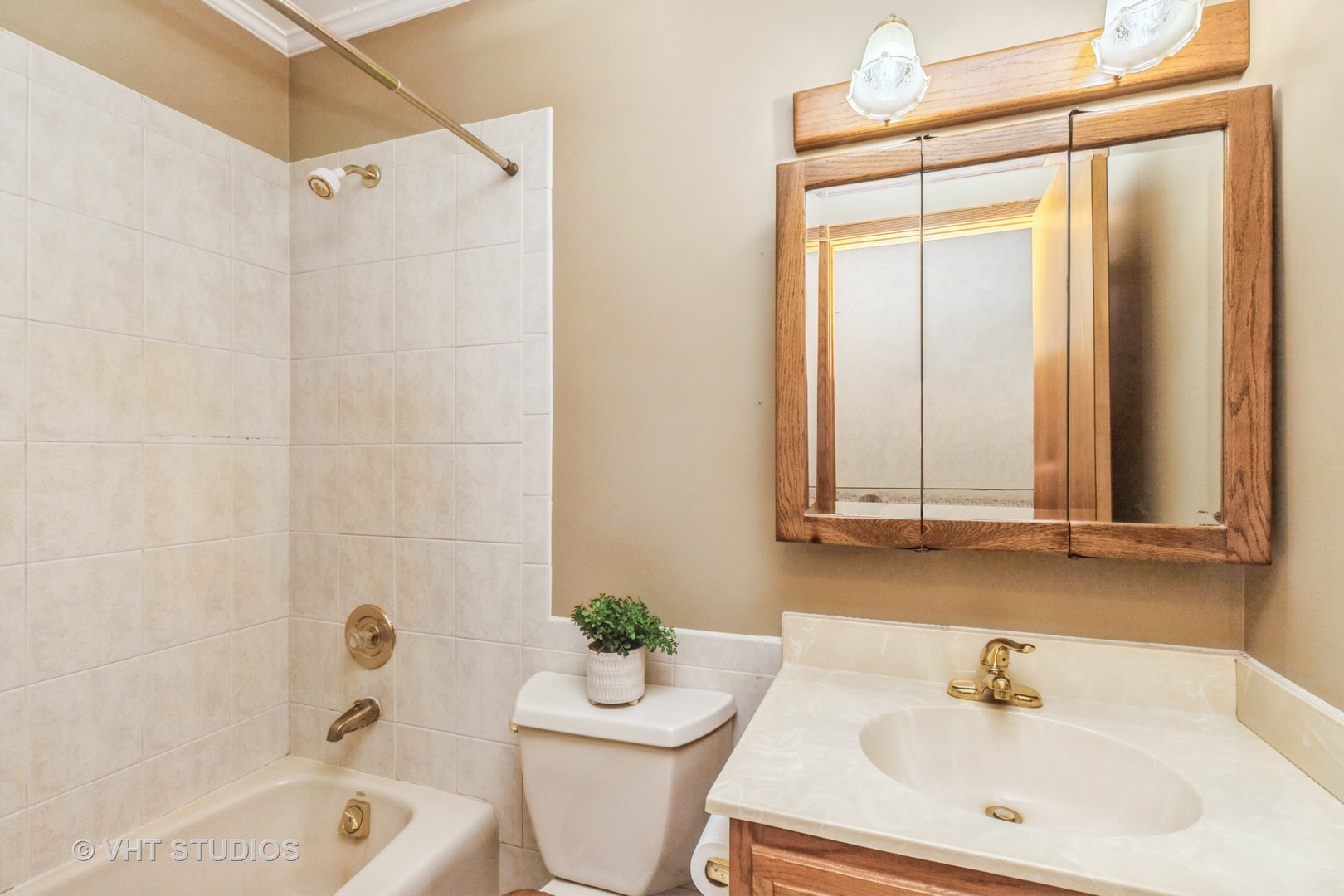 36563 N Helen Drive, Lake Villa, IL 60046