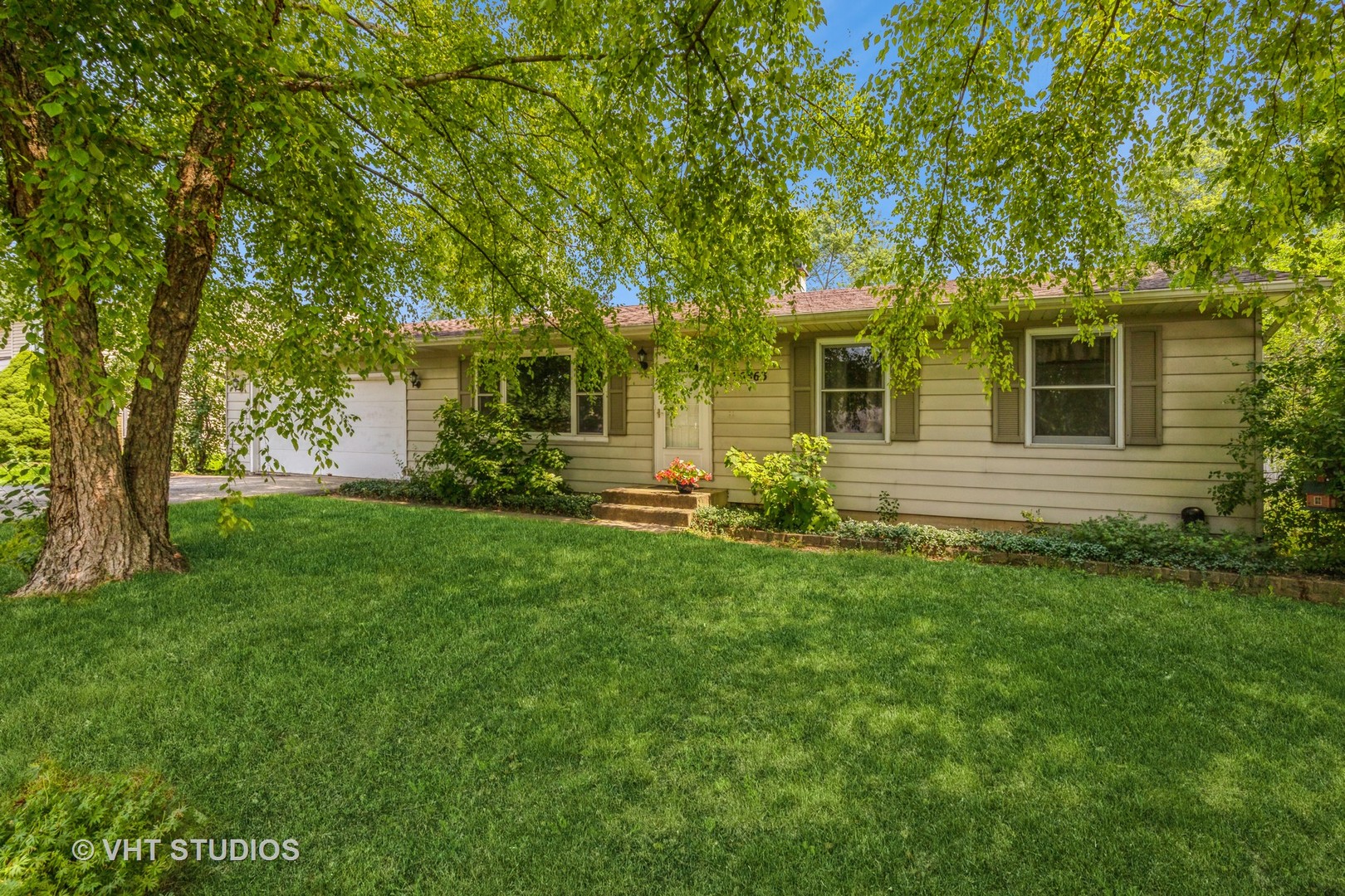 36563 N Helen Drive, Lake Villa, IL 60046