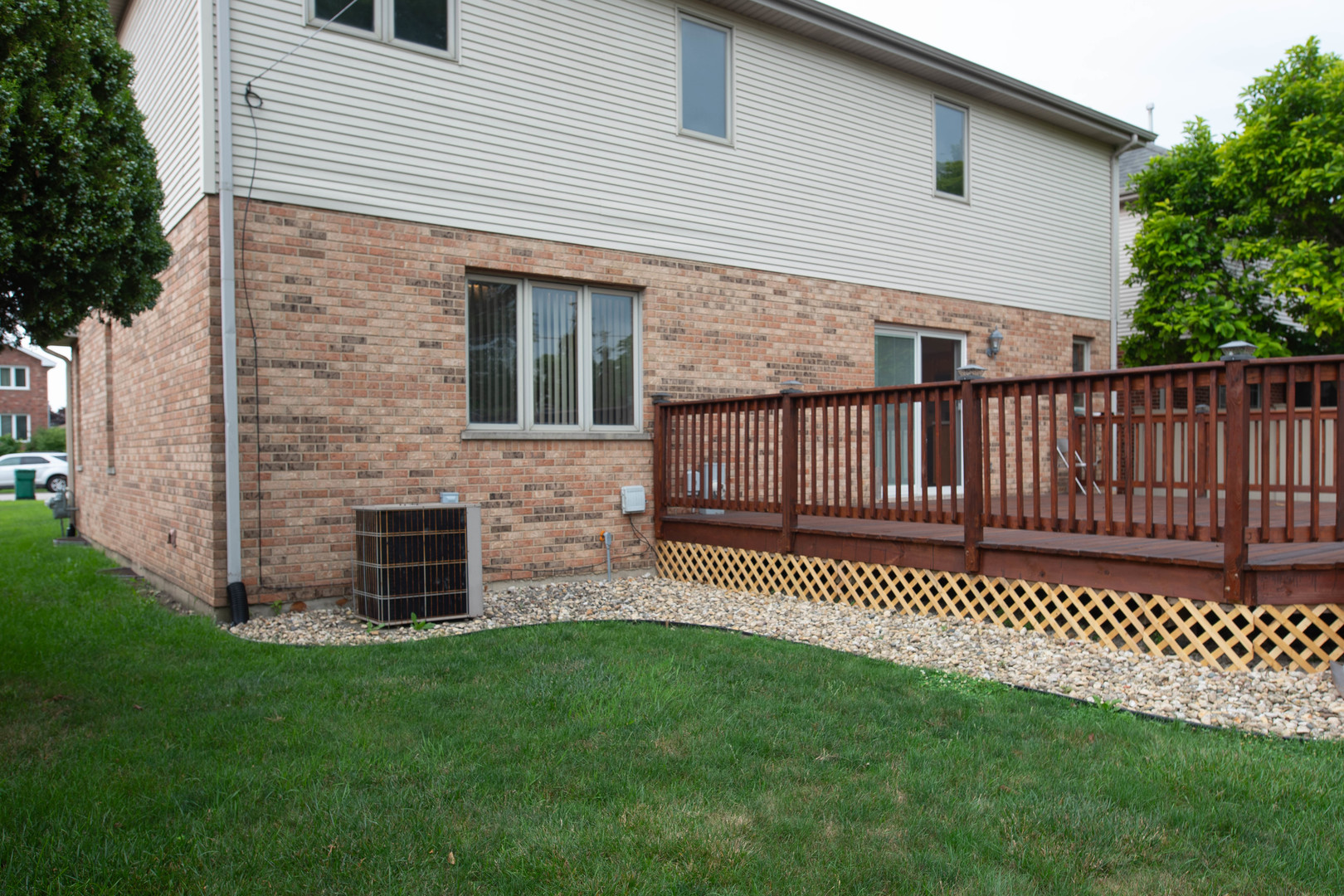 8440 Mayfield Avenue, Burbank, IL 60459