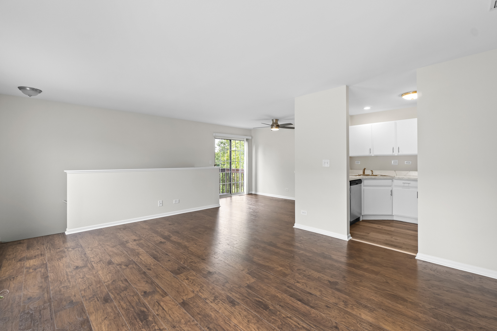 336 Windsor Court #D, South Elgin, IL 60177