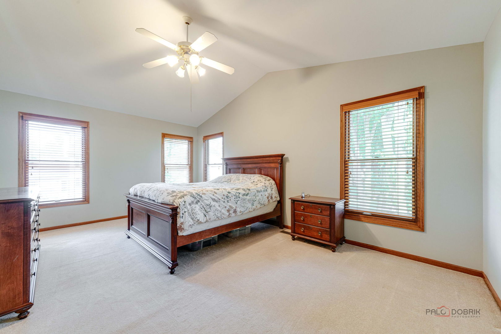 291 Hunter Court, Vernon Hills, IL 60061