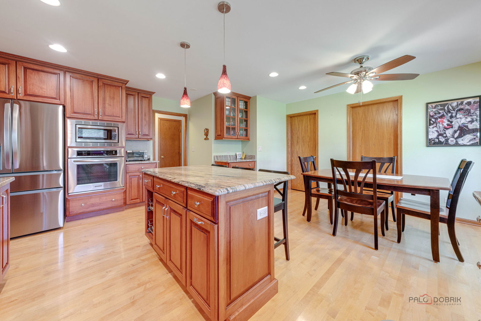 291 Hunter Court, Vernon Hills, IL 60061