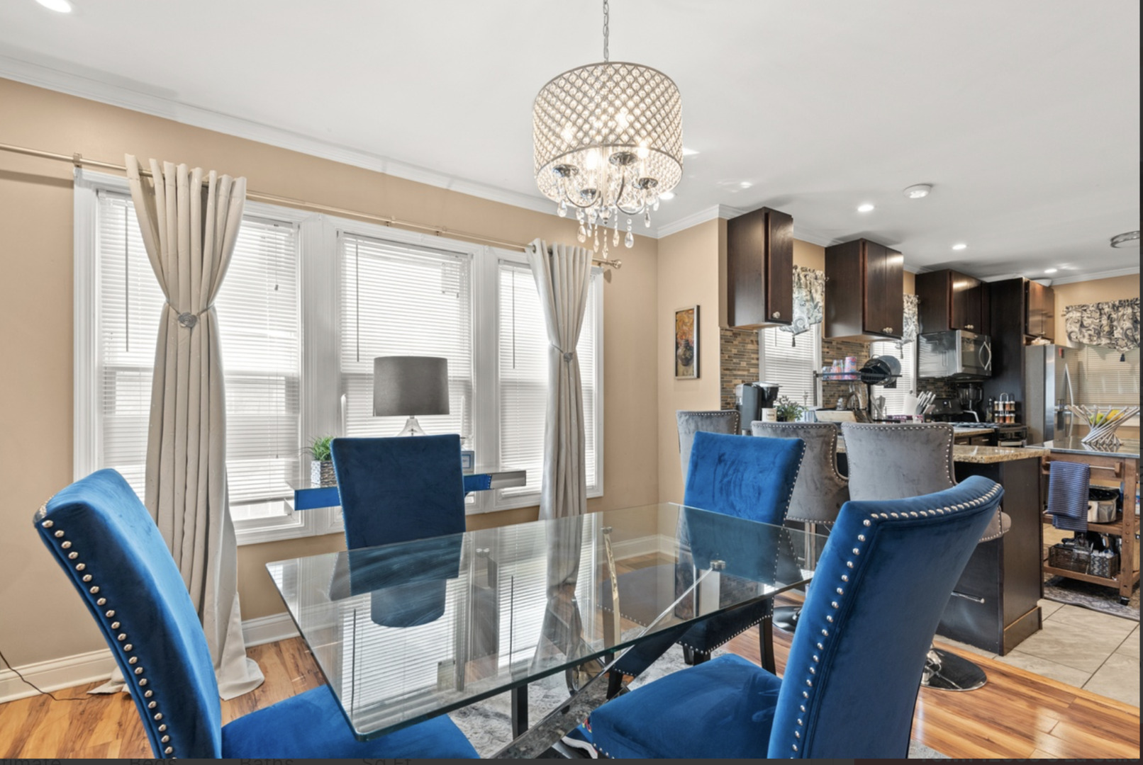 12056 S La Salle Street #1, Chicago, IL 60628