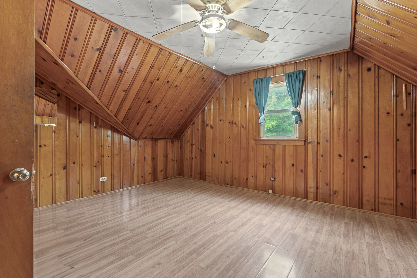 3407 Prairie Avenue, Brookfield, IL 60513