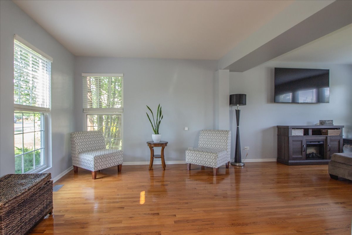 4558 Marquette Street, Yorkville, IL 60560