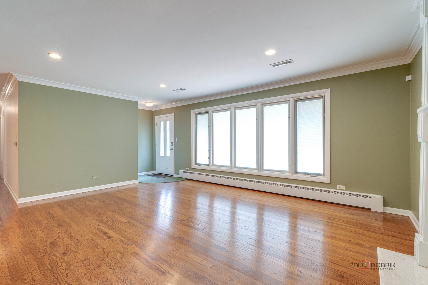 414 Hillcrest Drive, Prospect Heights, IL 60070