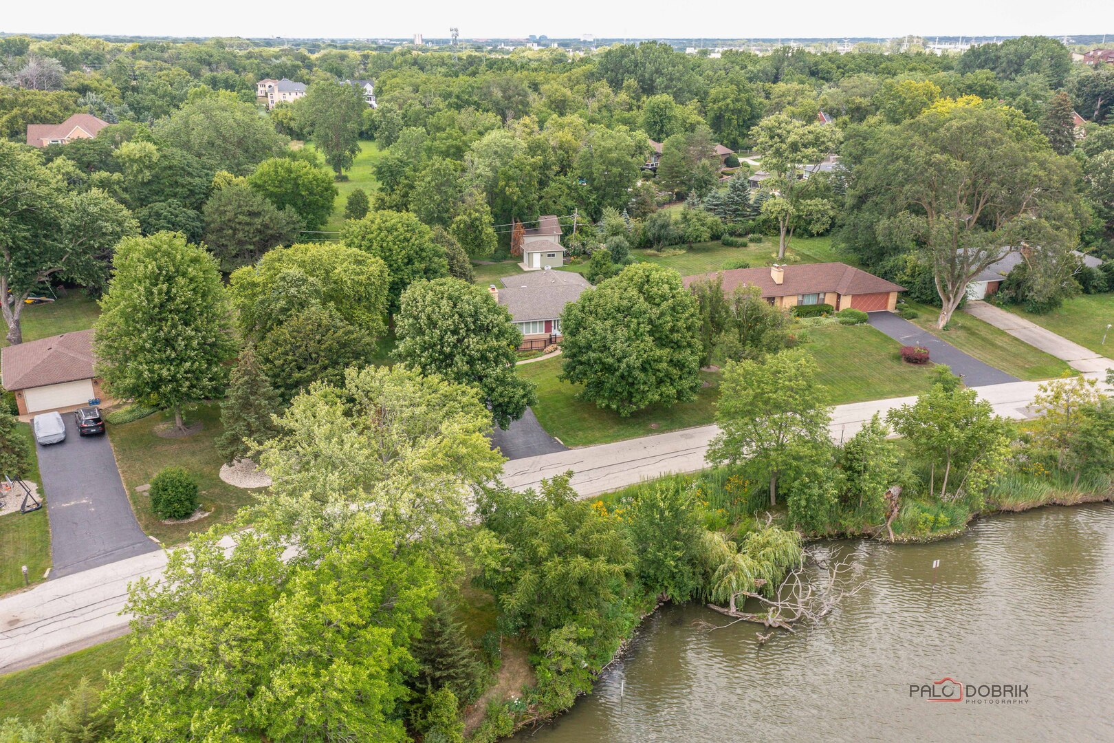 414 Hillcrest Drive, Prospect Heights, IL 60070