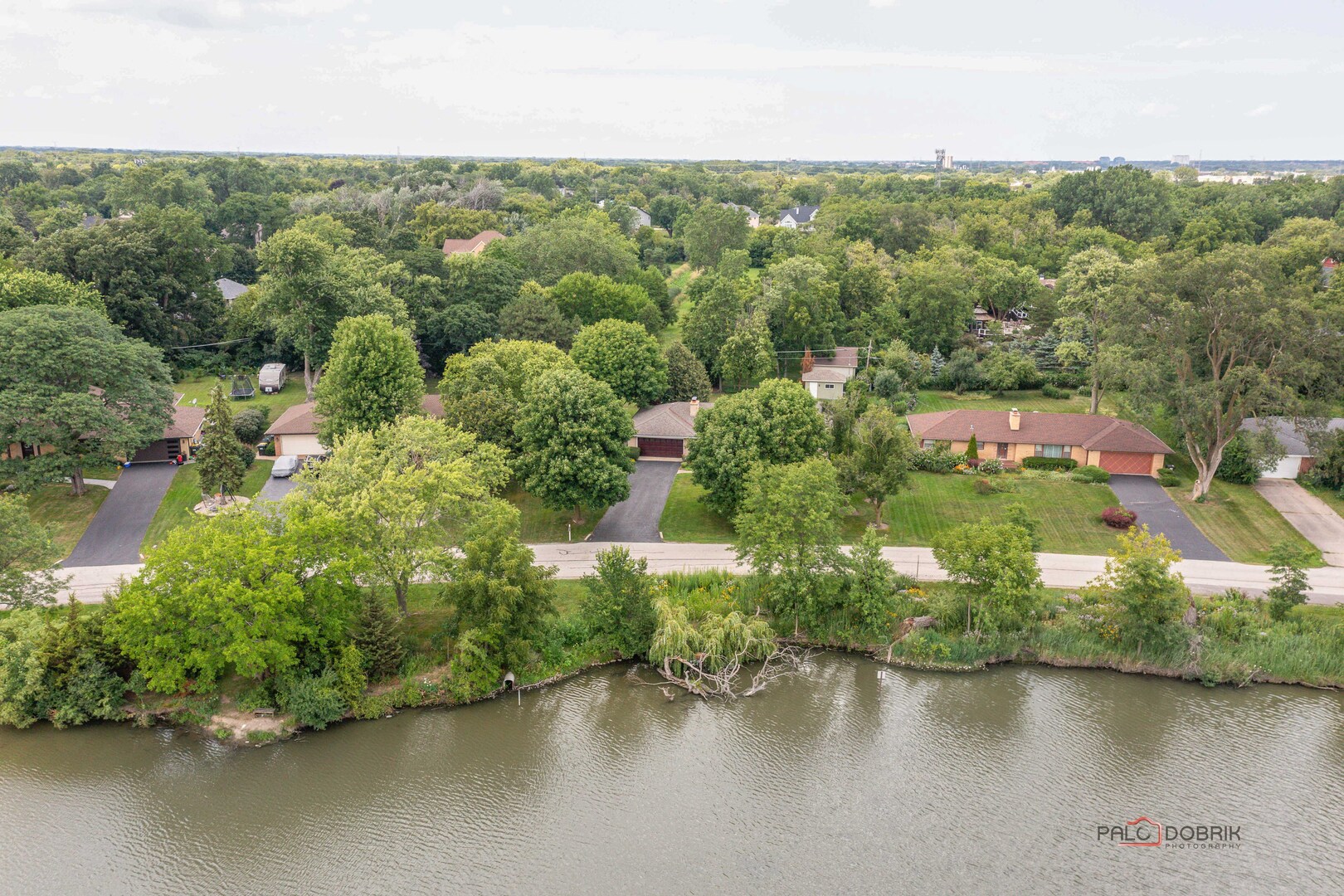 414 Hillcrest Drive, Prospect Heights, IL 60070
