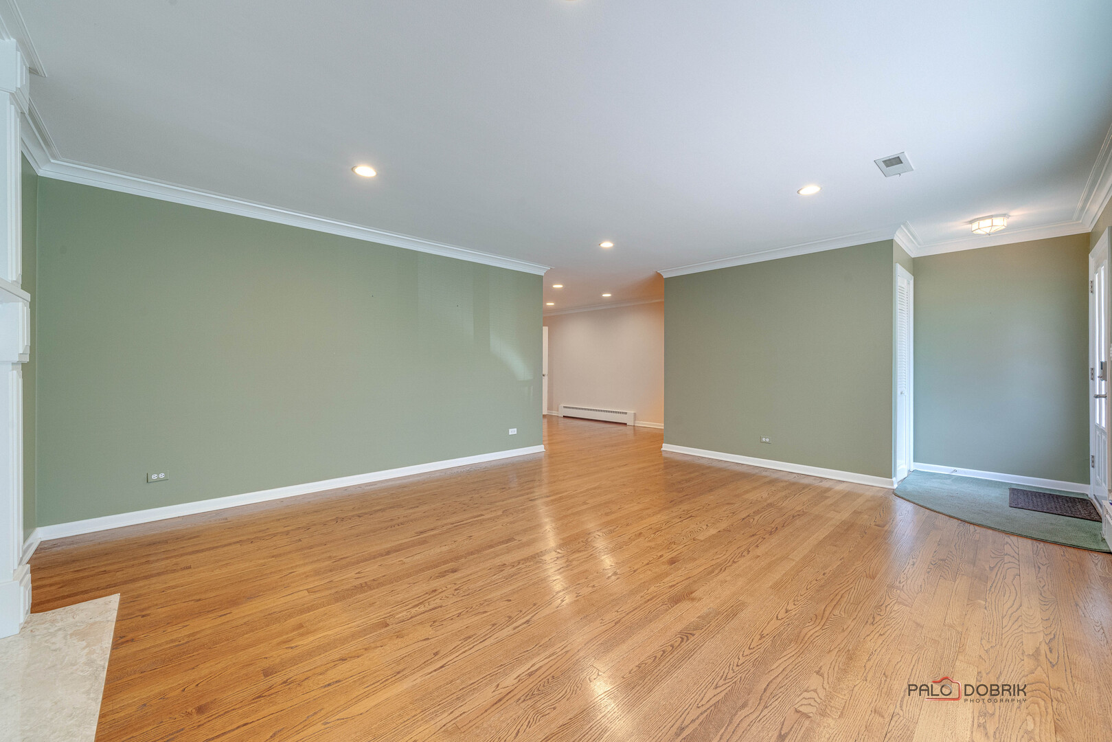 414 Hillcrest Drive, Prospect Heights, IL 60070