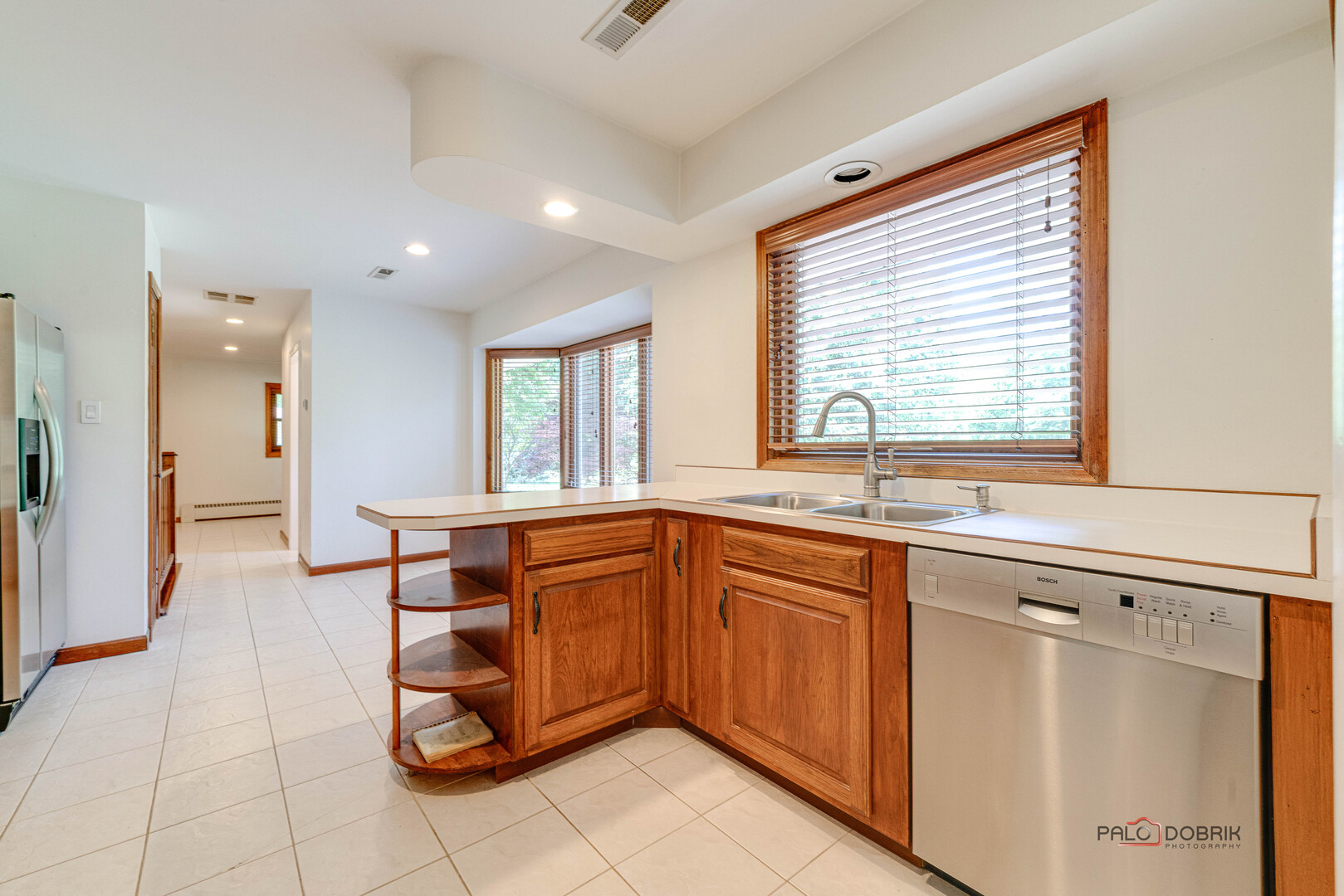 414 Hillcrest Drive, Prospect Heights, IL 60070