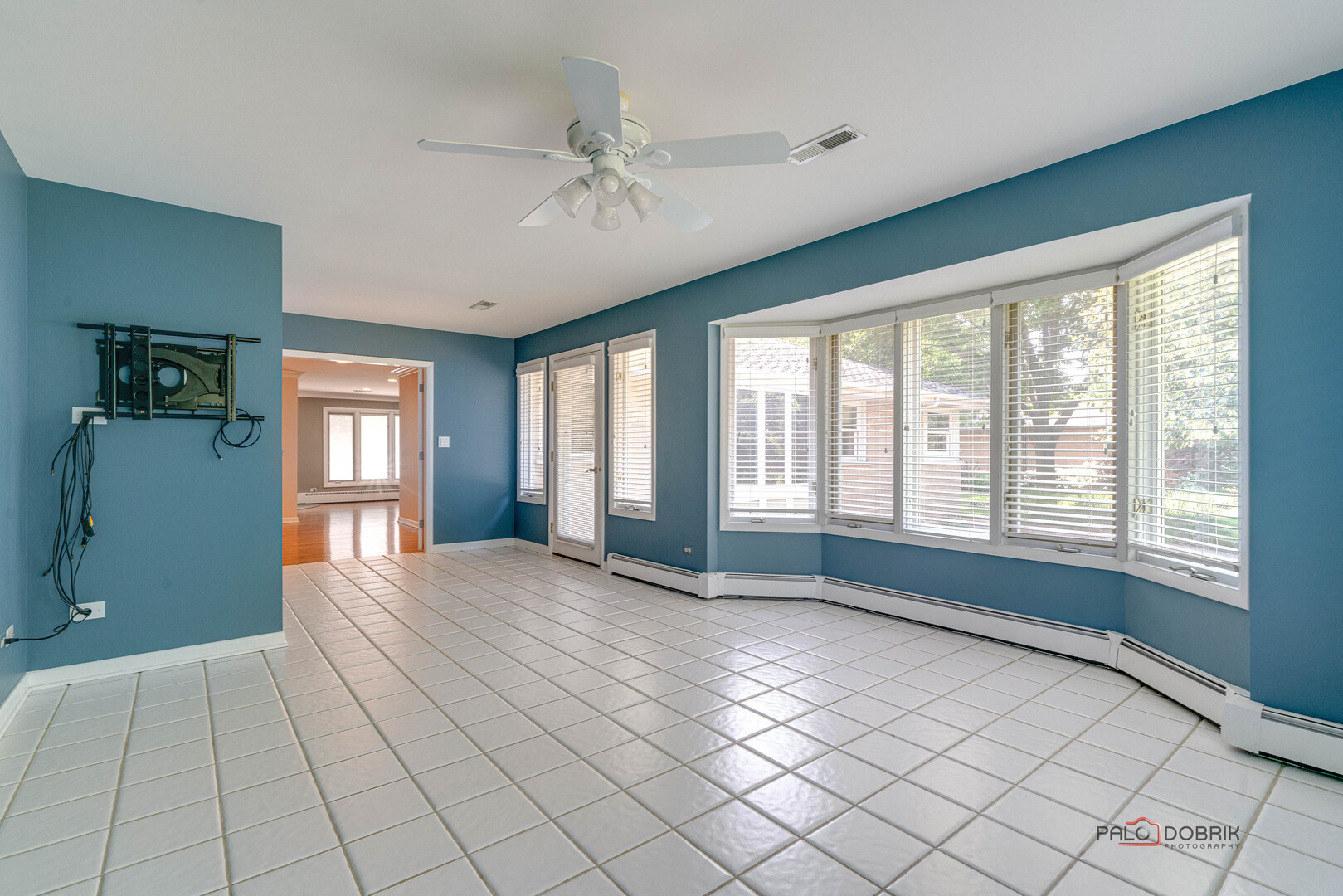 414 Hillcrest Drive, Prospect Heights, IL 60070