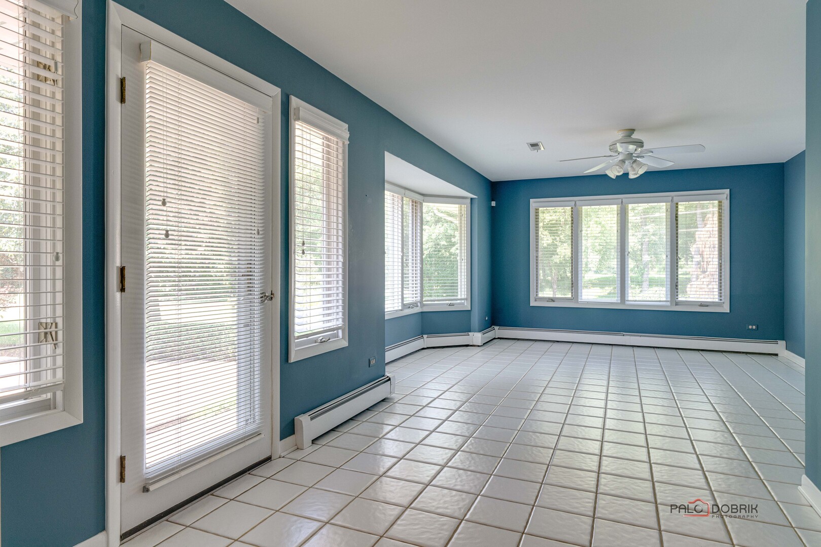 414 Hillcrest Drive, Prospect Heights, IL 60070