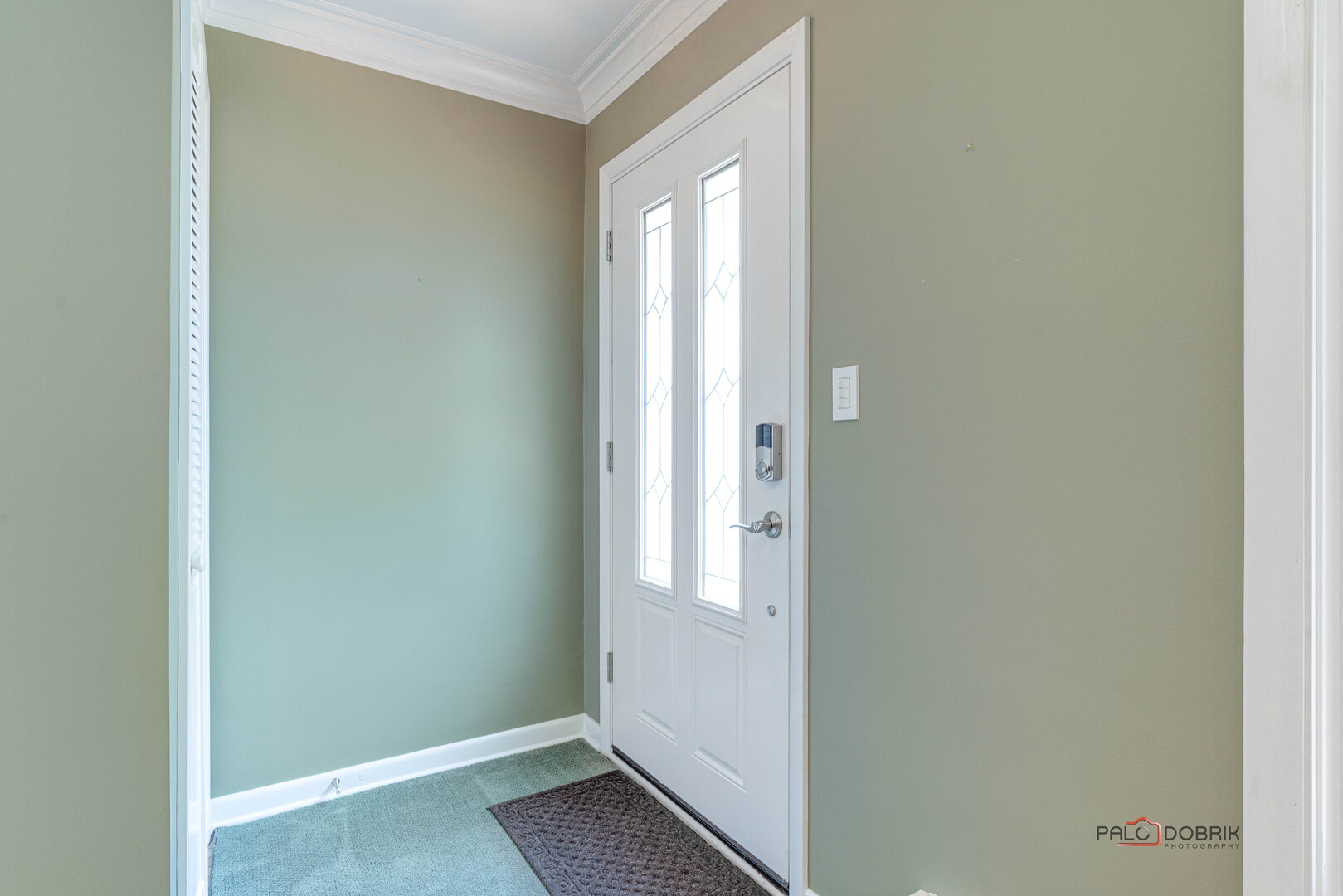 414 Hillcrest Drive, Prospect Heights, IL 60070